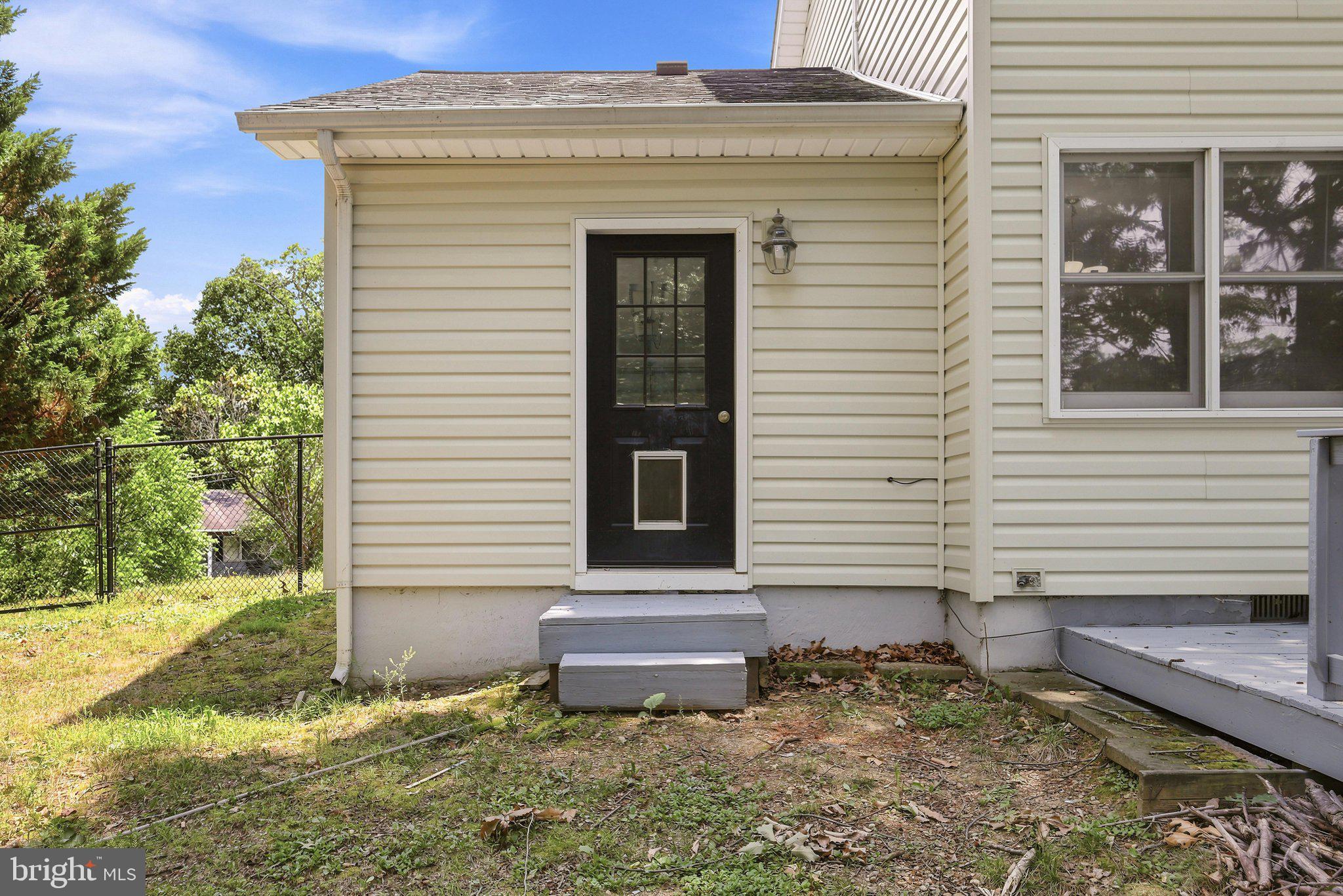 RIDGEFIELD - Residential