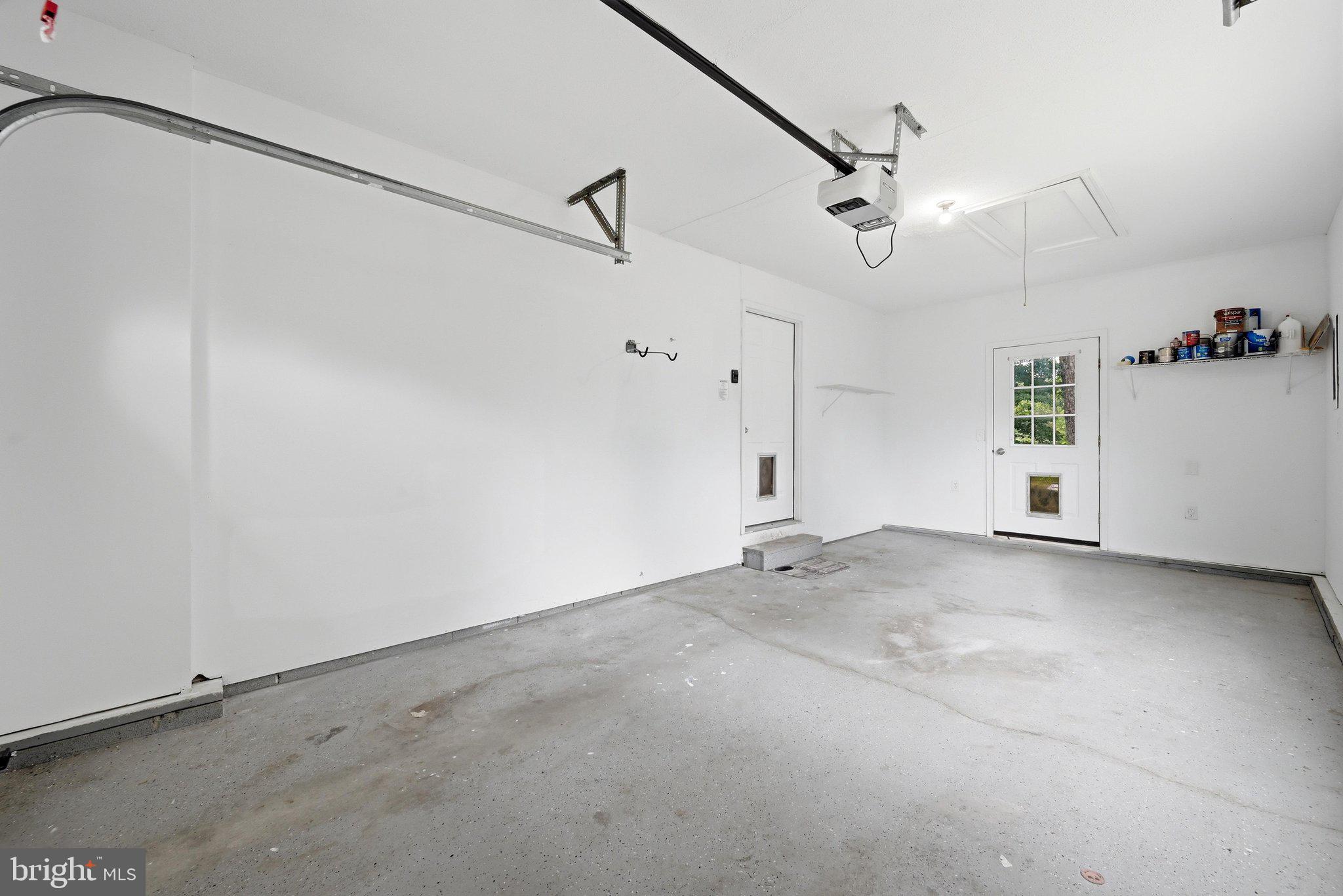 RIDGEFIELD - Residential
