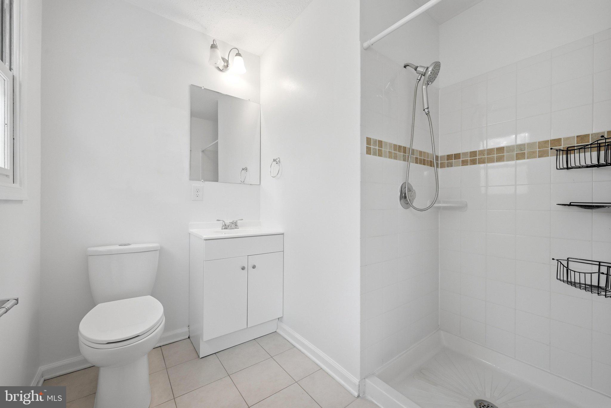 RIDGEFIELD - Residential
