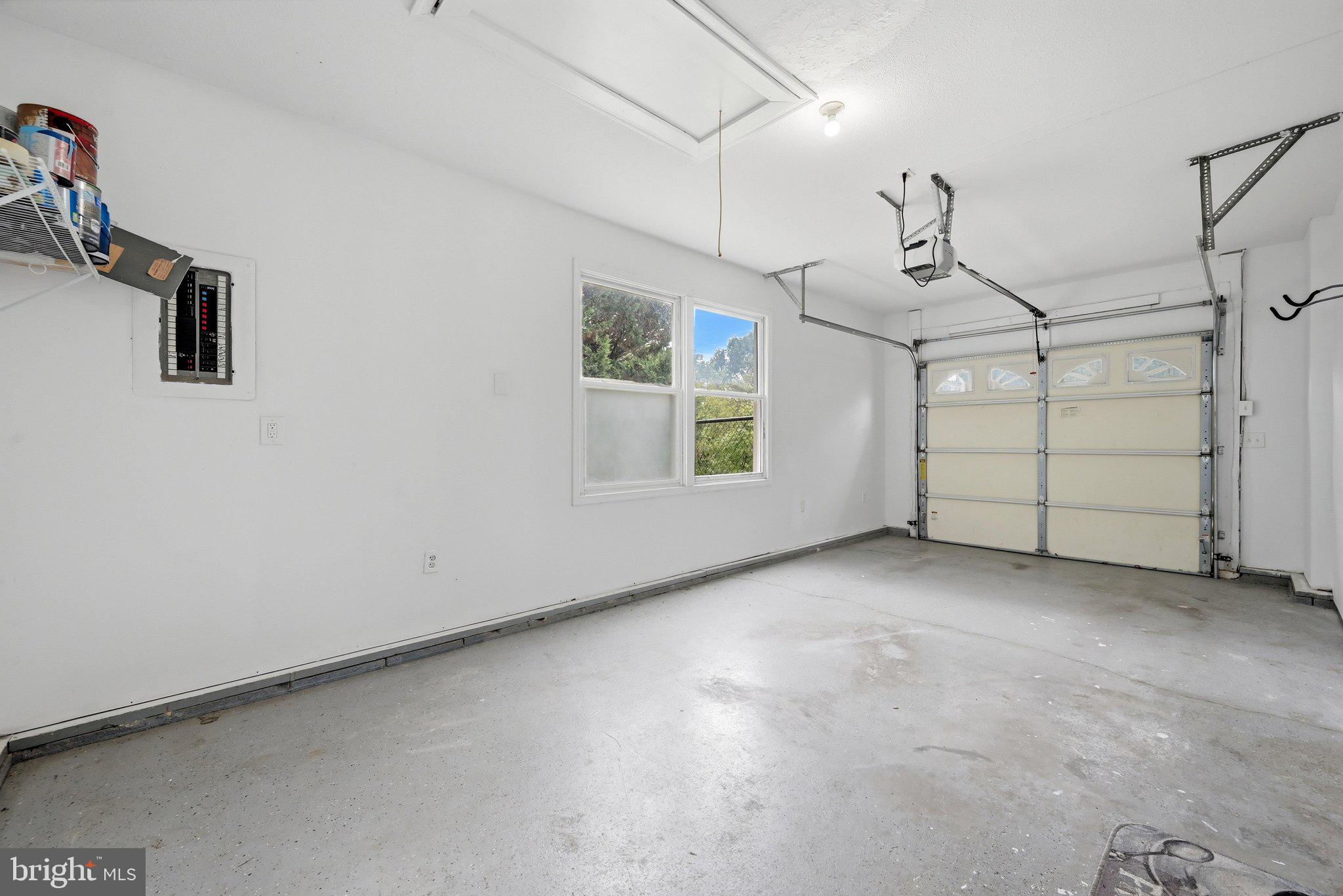 RIDGEFIELD - Residential