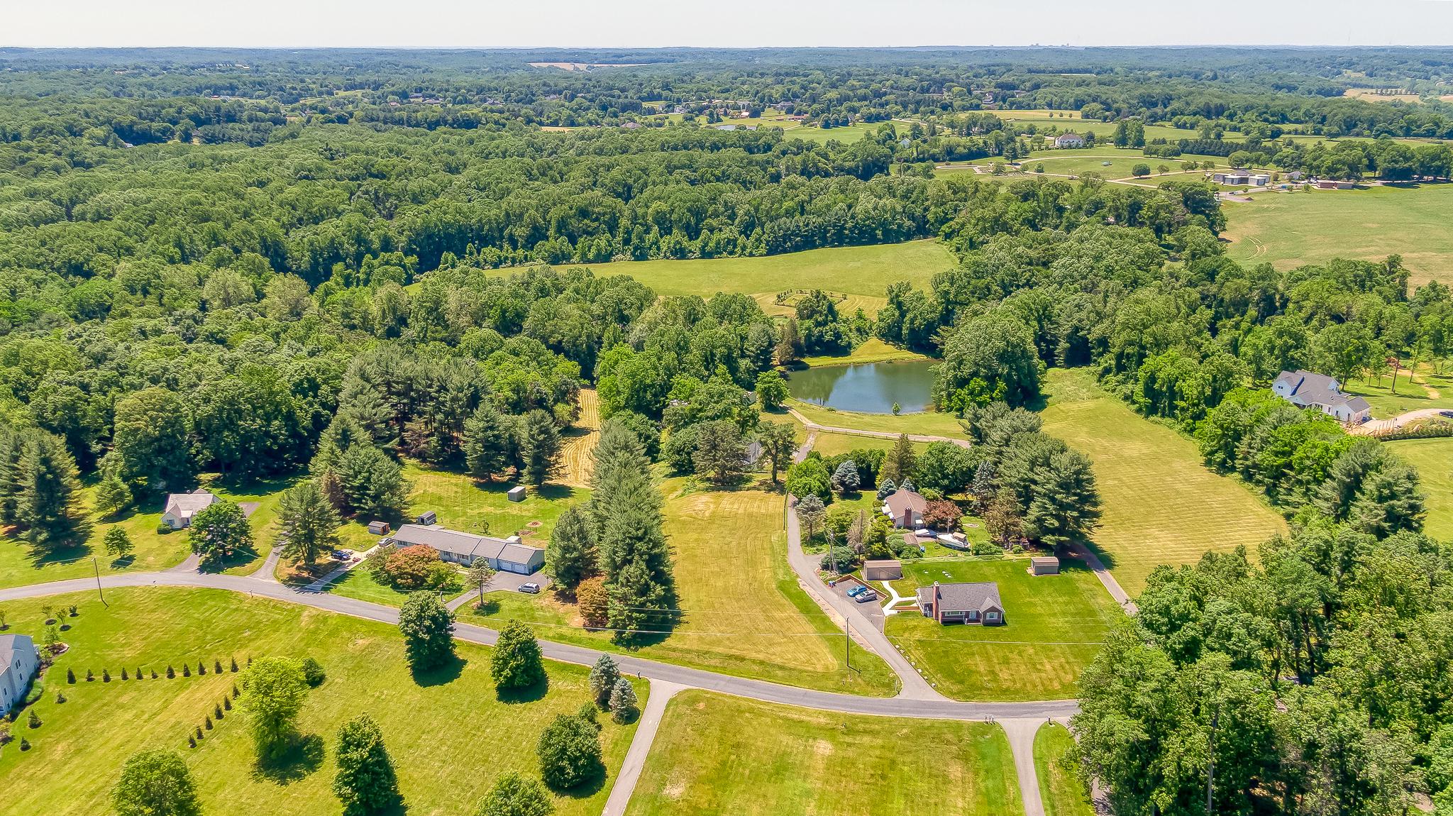 FALLSTON MEAD - Residential
