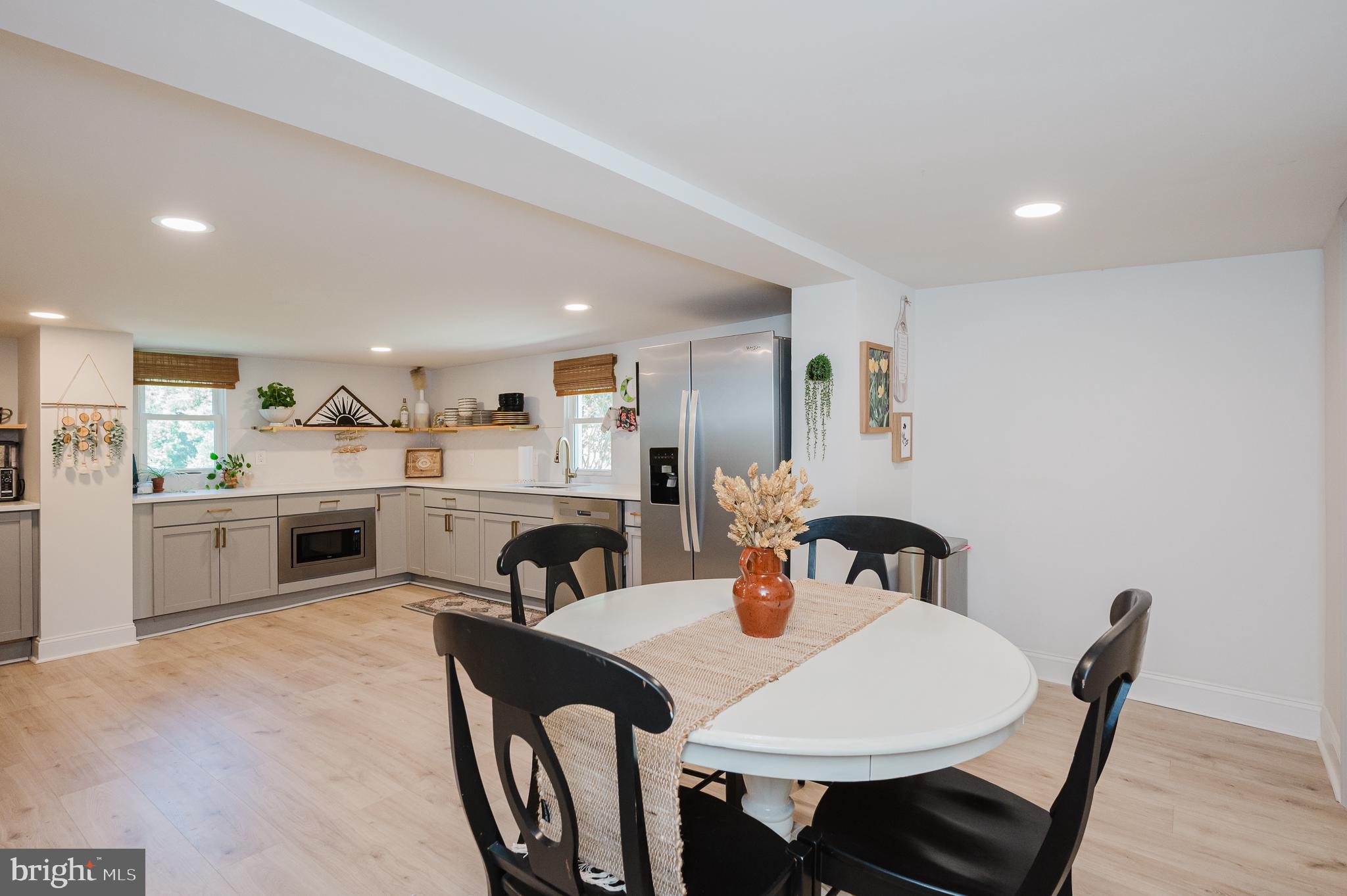 FALLSTON MEAD - Residential