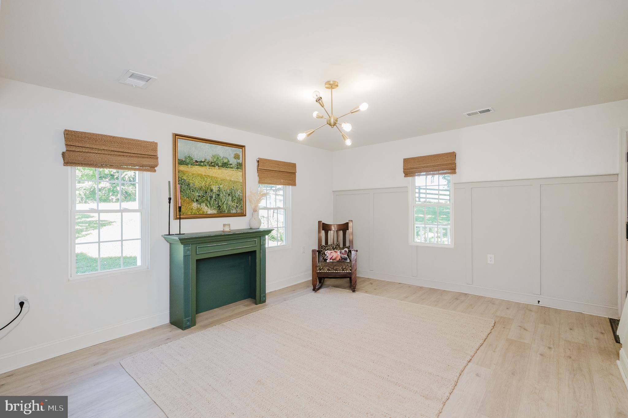FALLSTON MEAD - Residential