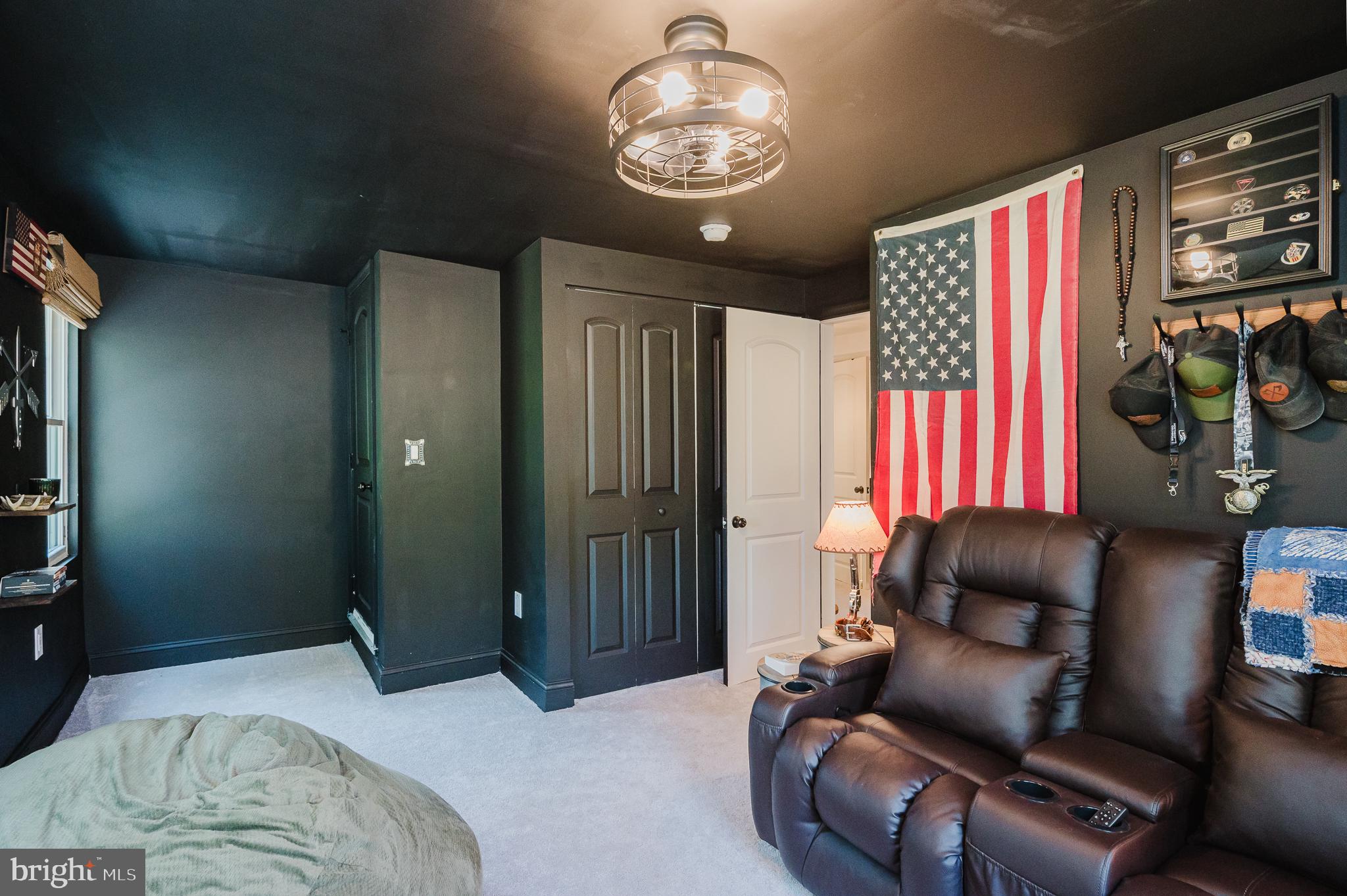 FALLSTON MEAD - Residential