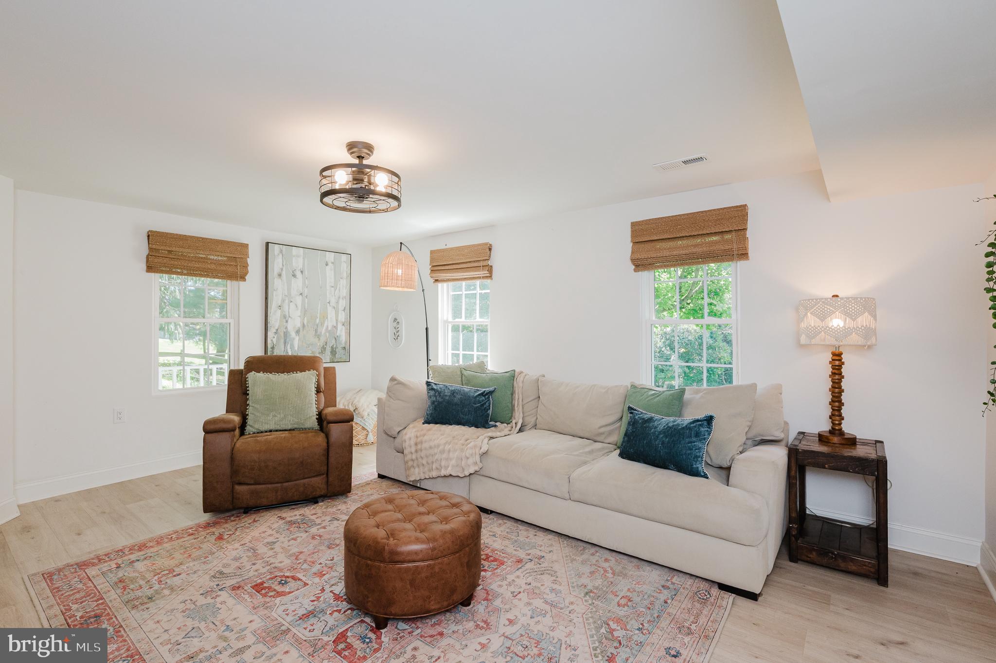 FALLSTON MEAD - Residential