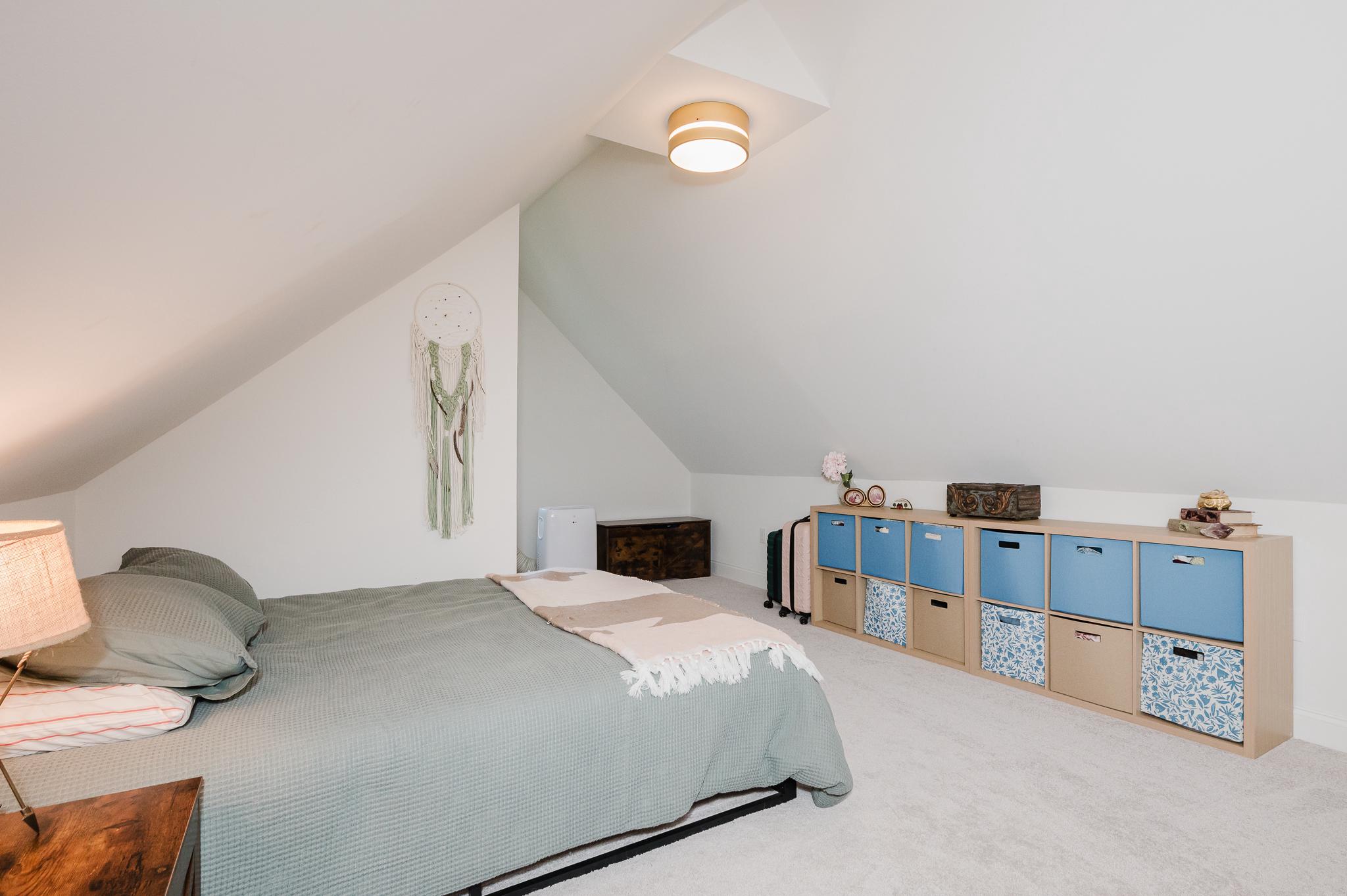 FALLSTON MEAD - Residential