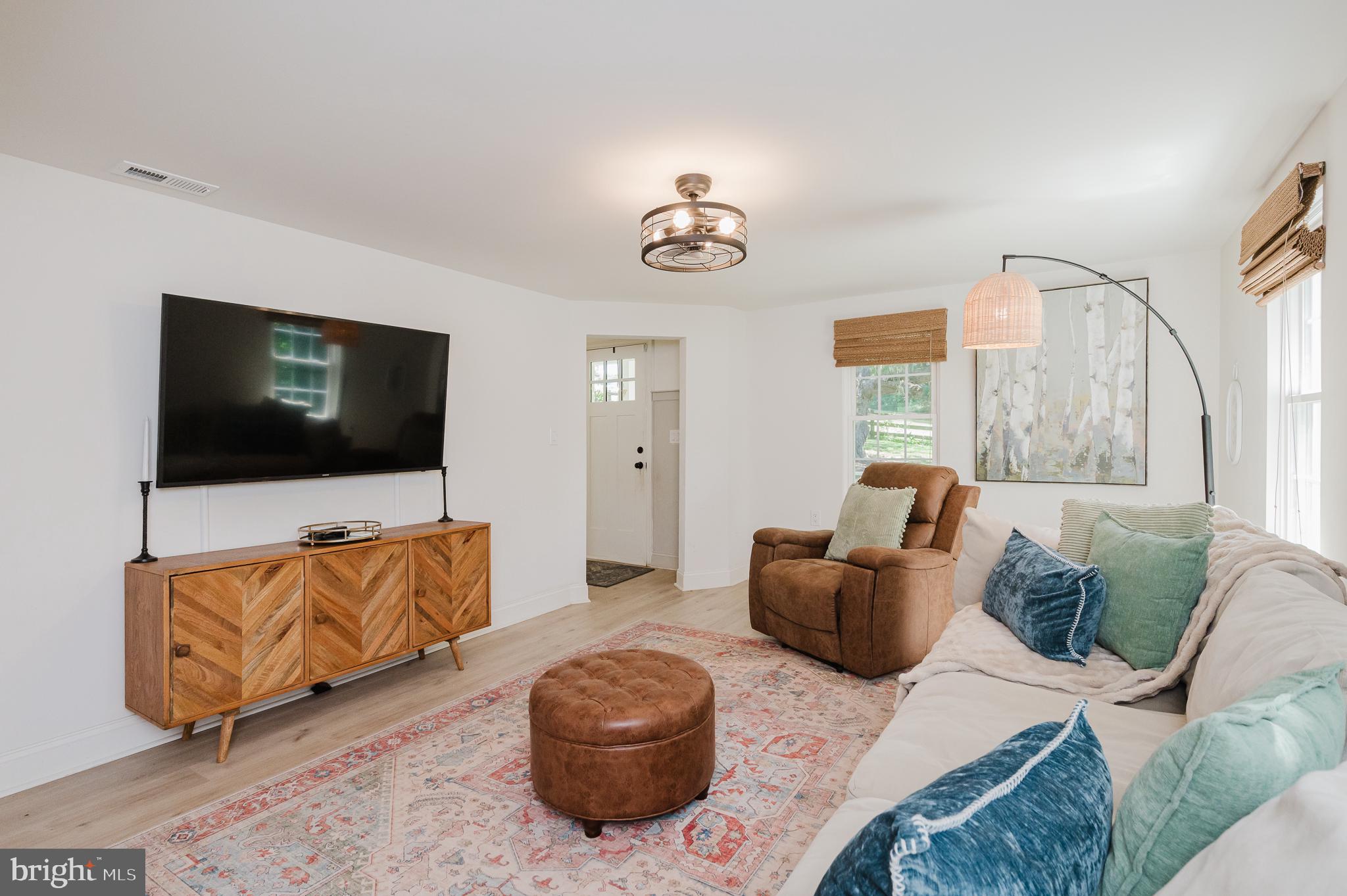 FALLSTON MEAD - Residential