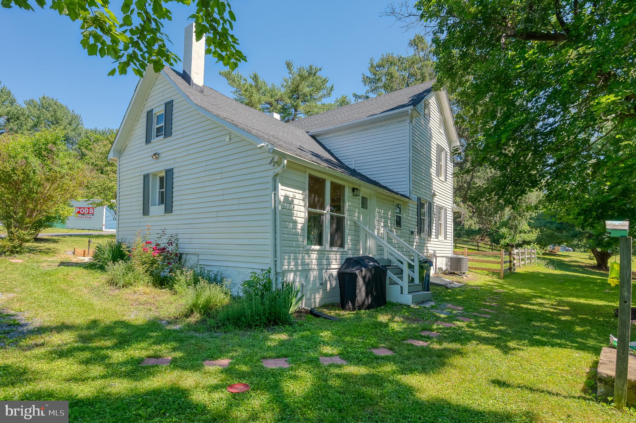 FALLSTON MEAD - Residential