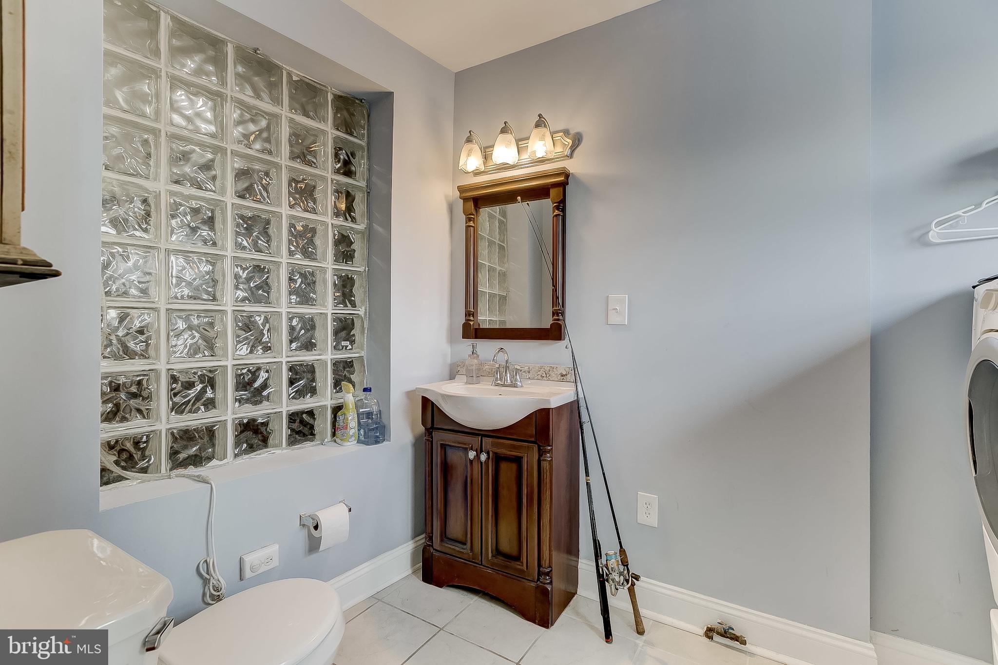 FEDERAL HILL HISTORIC DISTRICT - Residential Lease