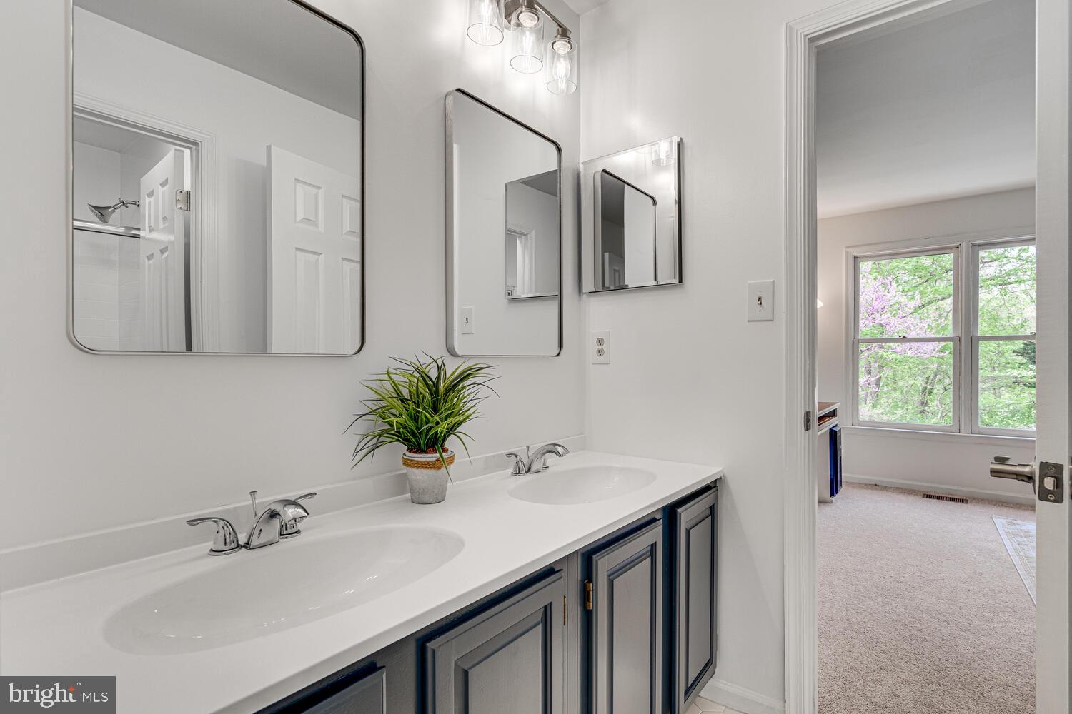 CASHELL WOODS - Residential