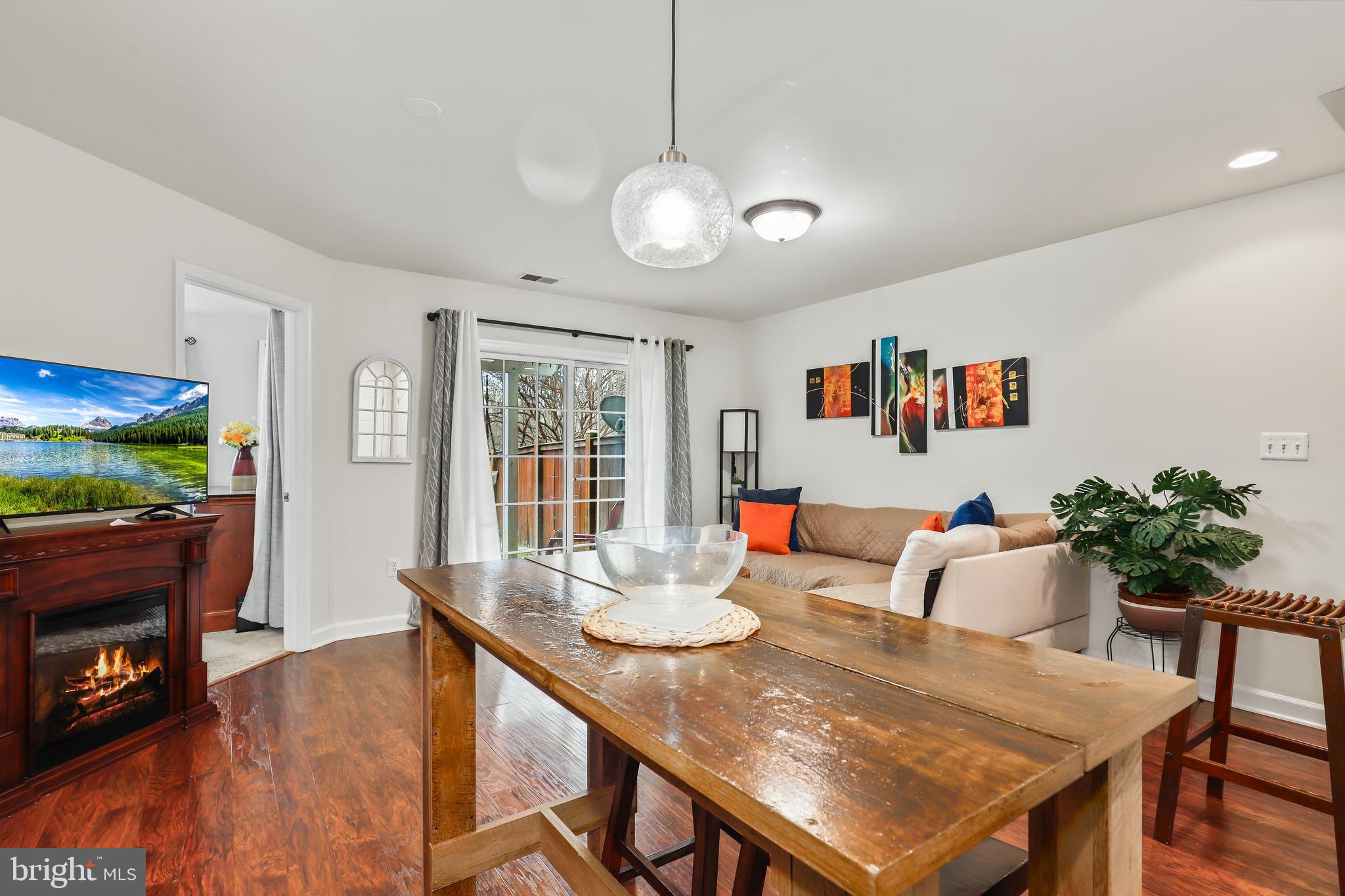 PORT POTOMAC - Residential