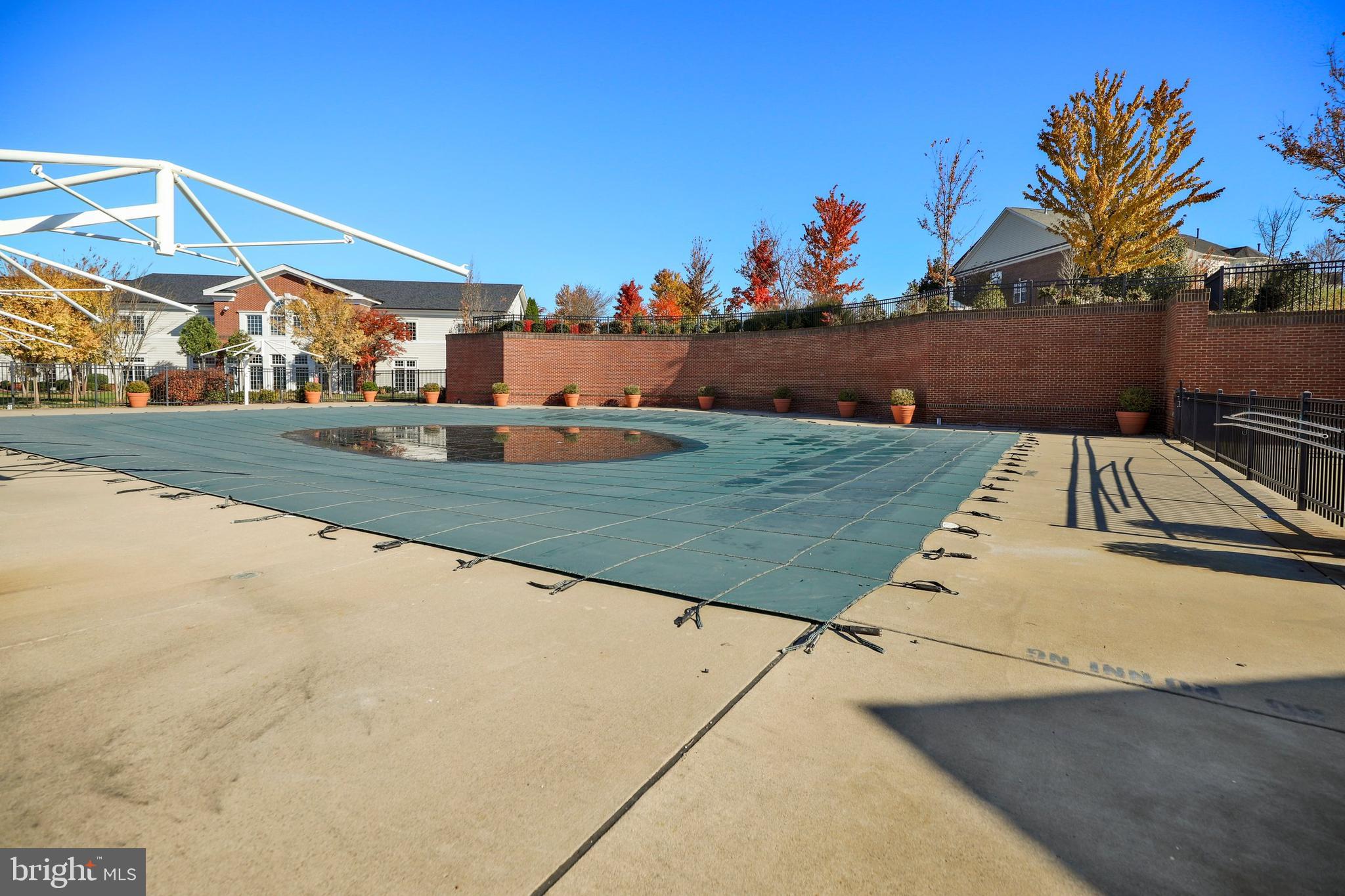 PORT POTOMAC - Residential