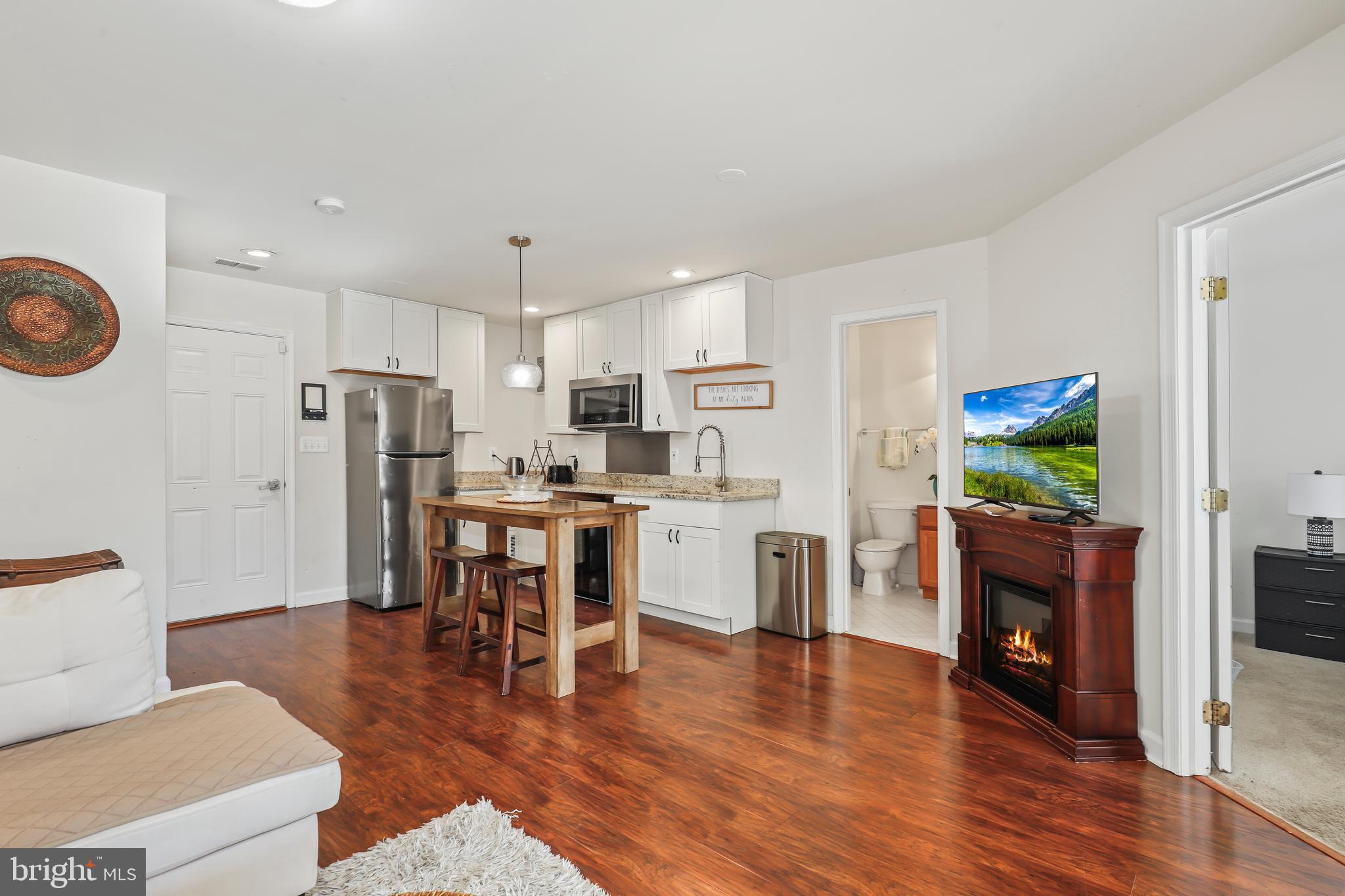 PORT POTOMAC - Residential
