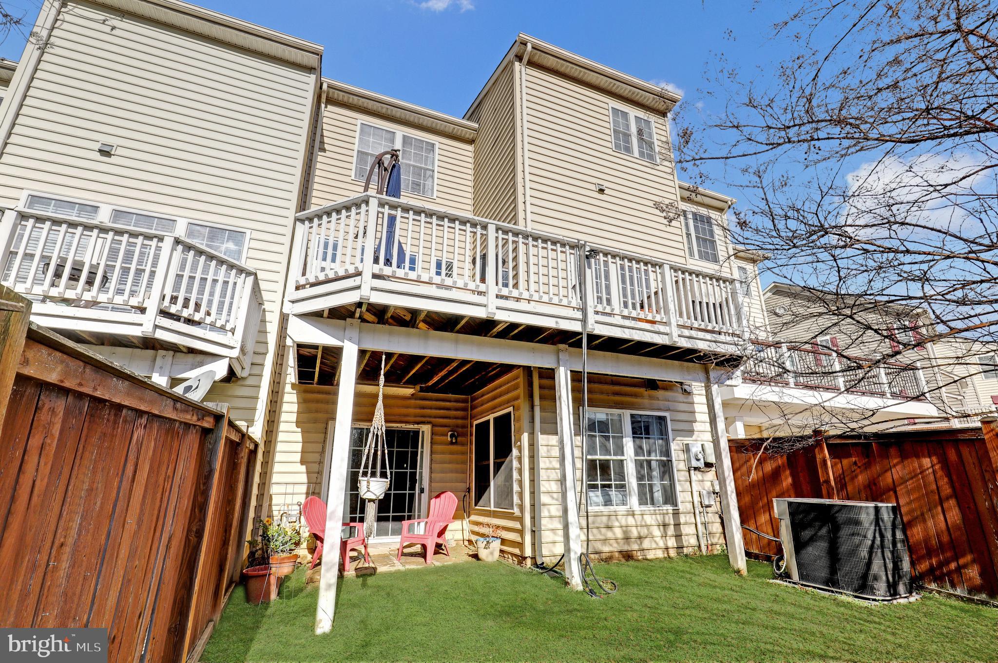 PORT POTOMAC - Residential
