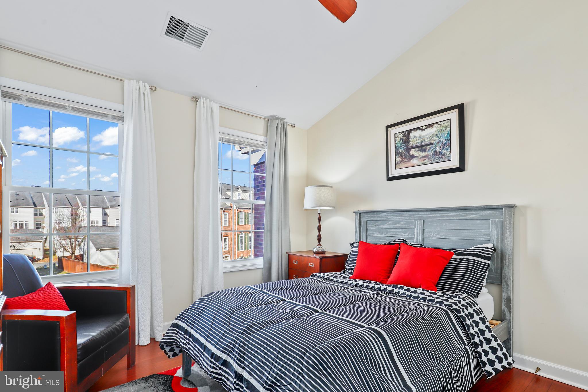 PORT POTOMAC - Residential