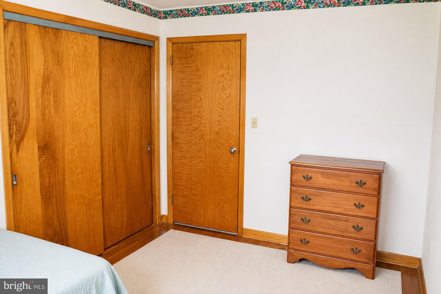ELIZABETHTOWN - Residential