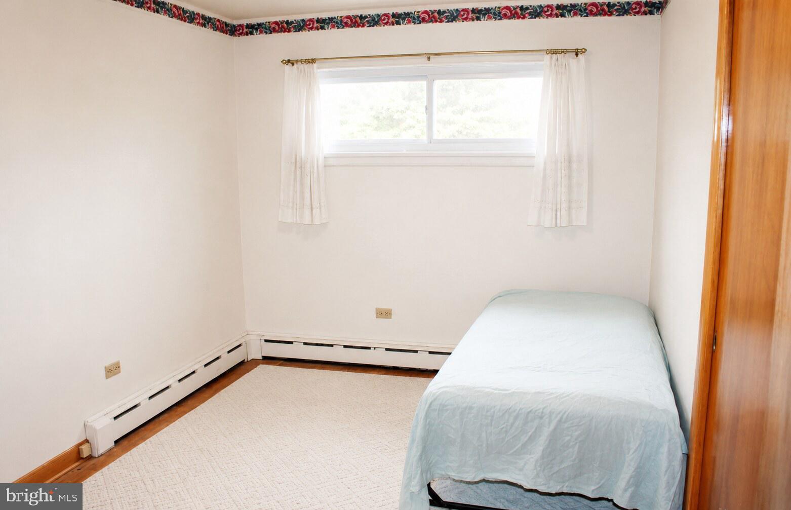 ELIZABETHTOWN - Residential
