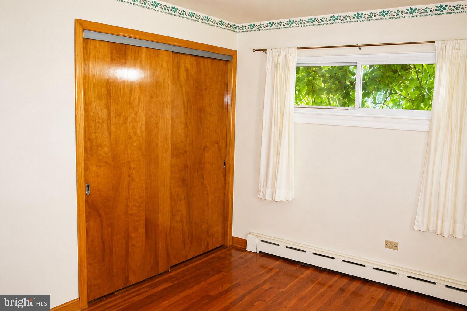 ELIZABETHTOWN - Residential