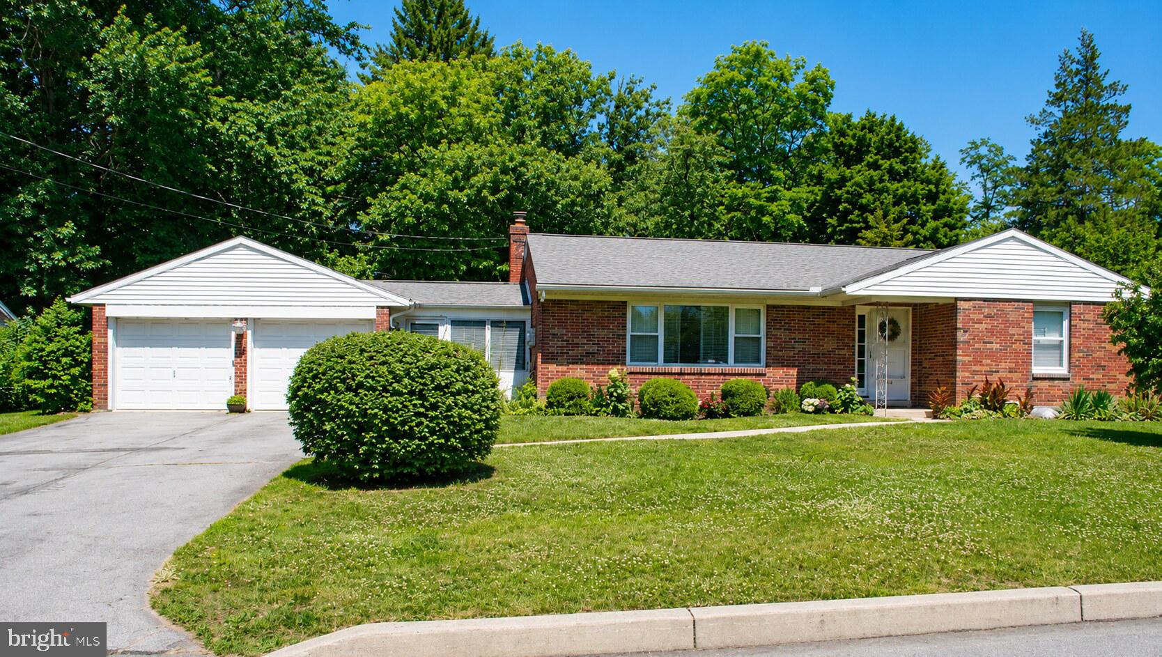ELIZABETHTOWN - Residential
