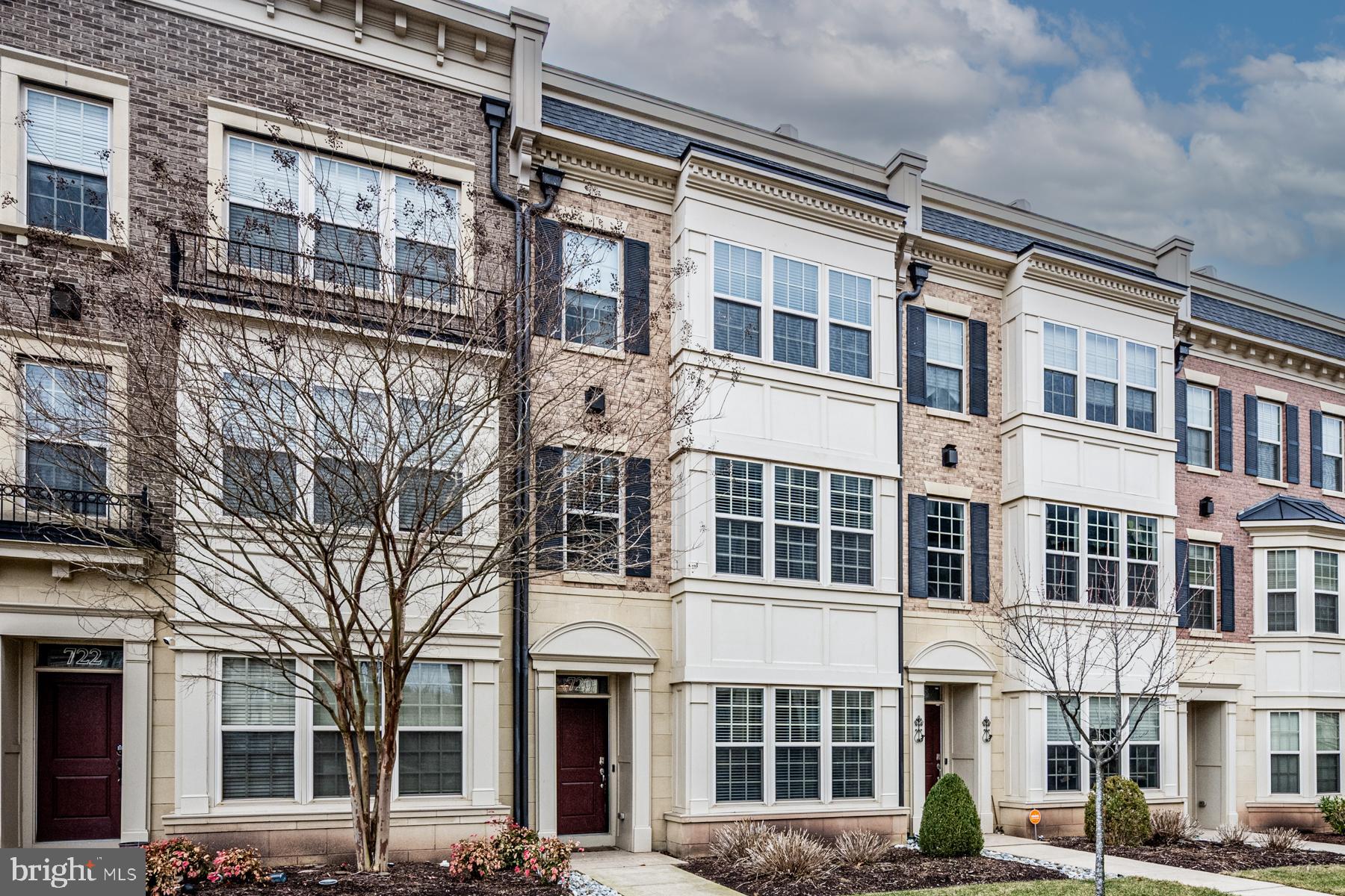 Welcome to 720 River Mist Dr, Oxon Hill, MD 20745! This stunning light-filled home available for lease in the heart of National Harbor is situated in a prime location, this property offers the perfect blend of comfort, convenience, and modern living. With large windows throughout, natural light floods the space, creating a warm and inviting atmosphere that makes you feel at home the moment you step inside.
This residence is ideal for those seeking a vibrant and well-connected community. Located just minutes from top-rated schools, premier shopping centers, and popular local attractions, you’ll enjoy easy access to everything you need. Whether you're looking to explore the National Harbor, indulge in fine dining, or shop at Tanger Outlets, this location places you near some of the area's best destinations.
For commuters, this home offers seamless access to major highways, making travel to Washington, D.C., Northern Virginia, and surrounding areas effortless.  Don’t miss this opportunity to lease a beautiful home in a sought-after location! Schedule a private showing today and experience all that 720 River Mist Dr has to offer.