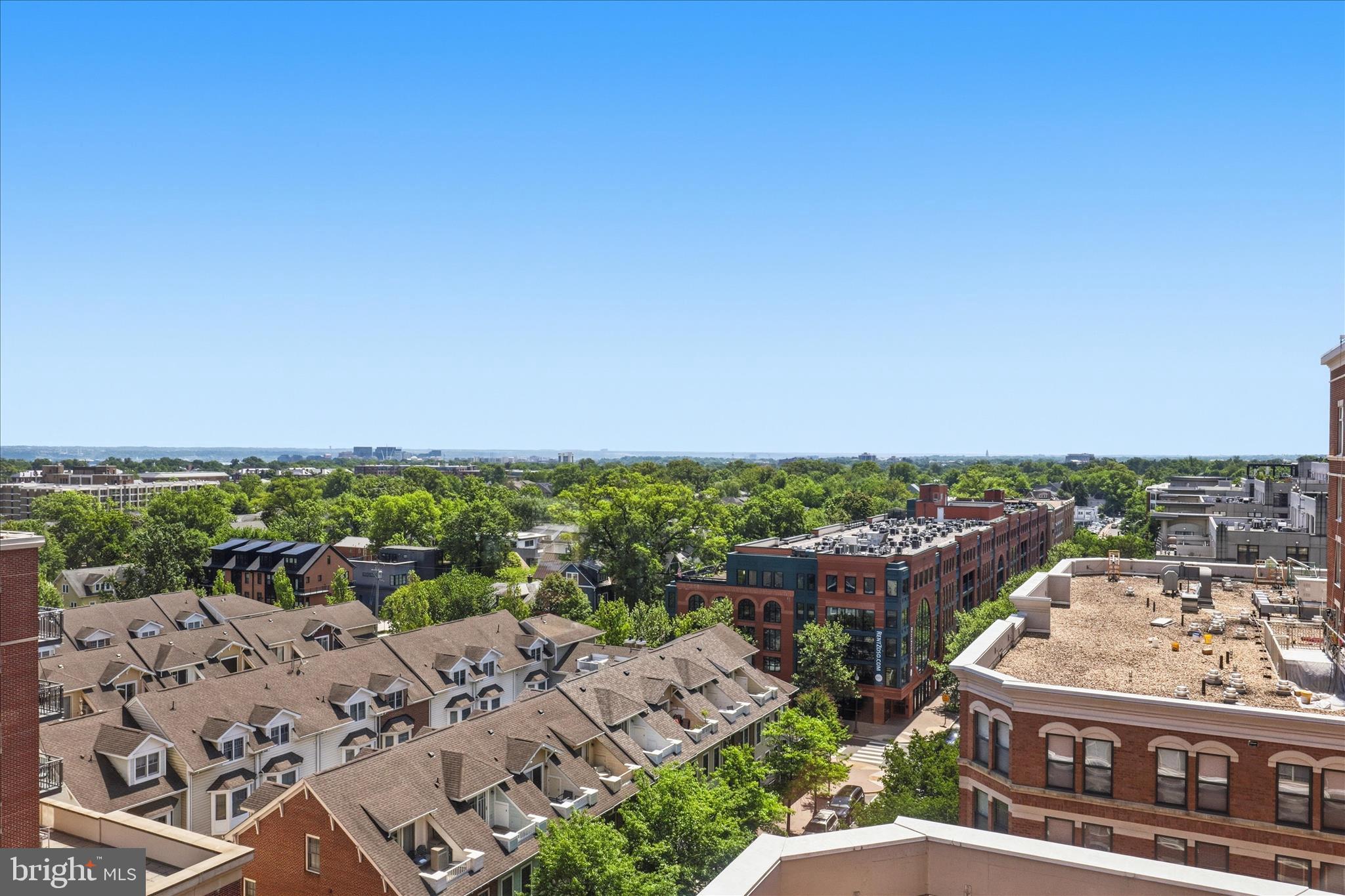RESIDENCES AT STATION SQUARE - Residential