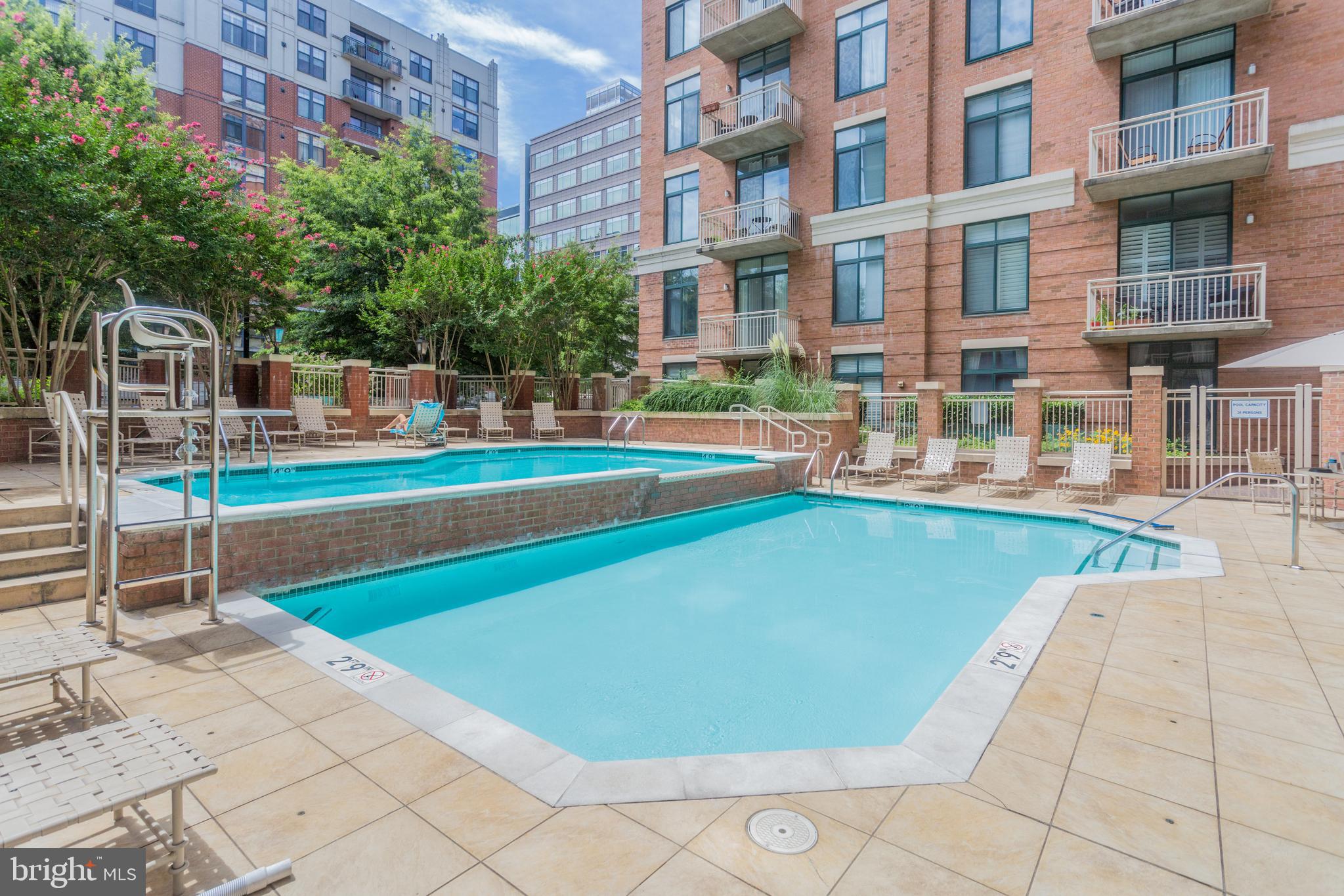 RESIDENCES AT STATION SQUARE - Residential