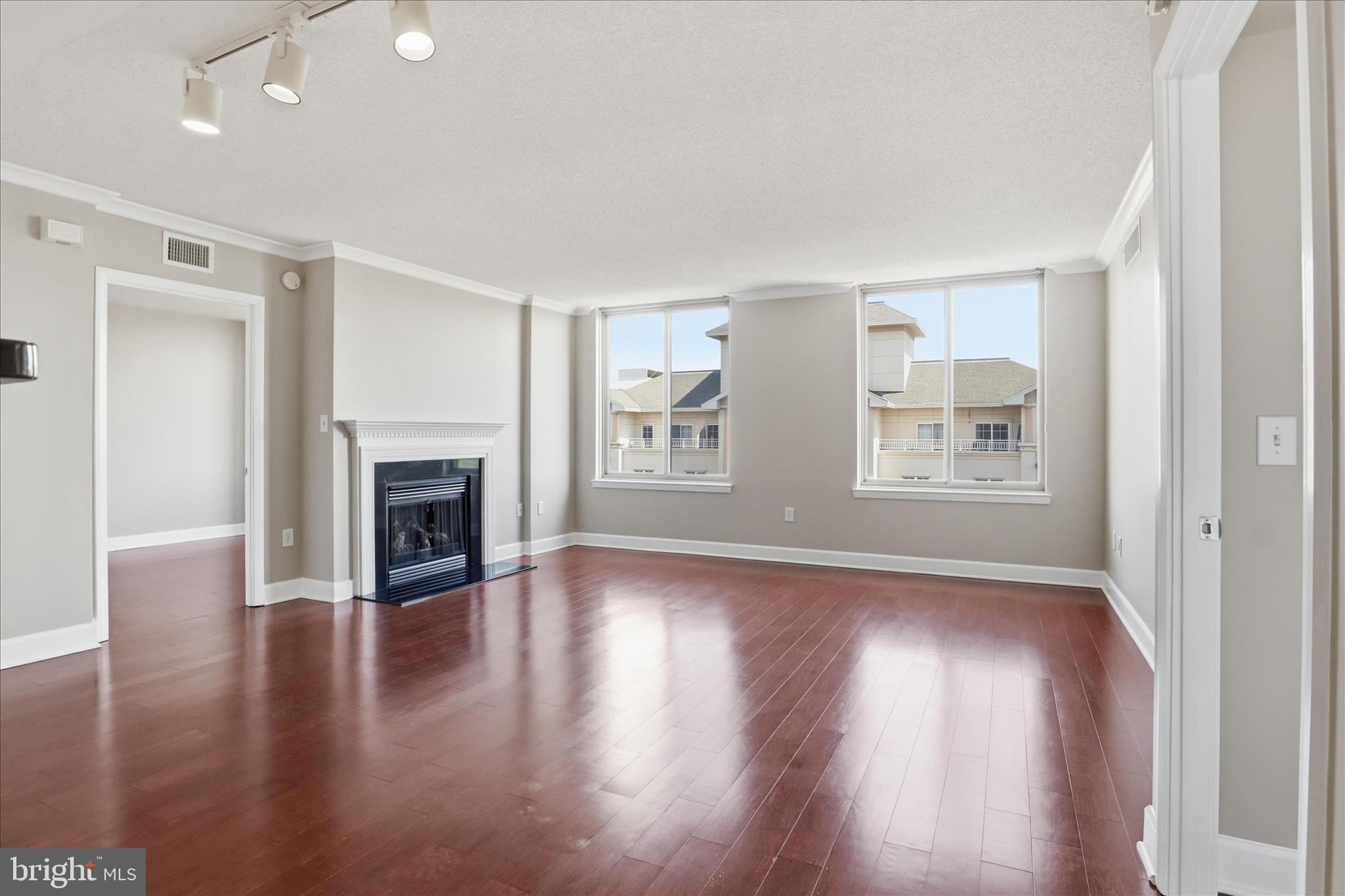 RESIDENCES AT STATION SQUARE - Residential
