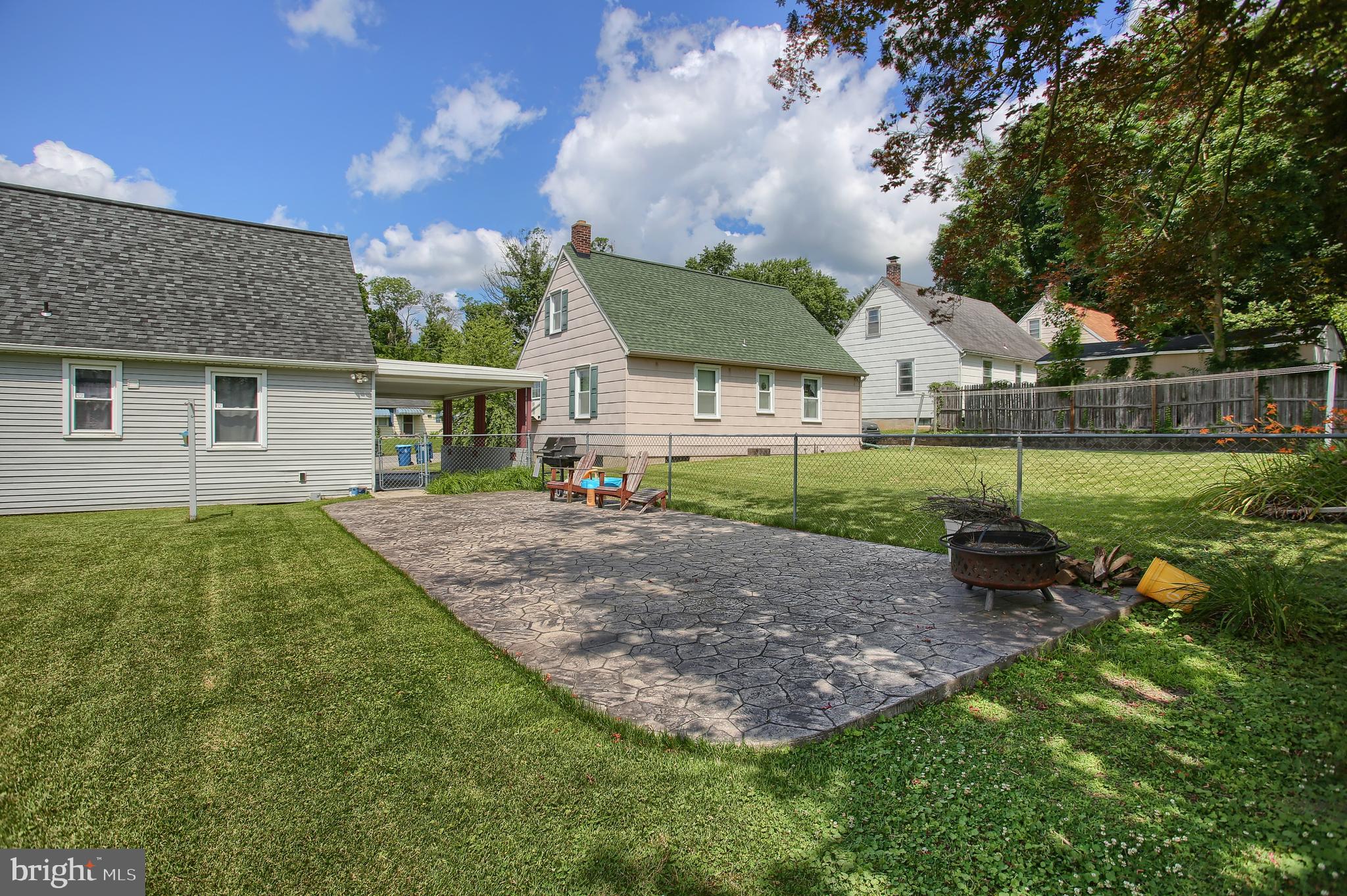 COLUMBIA - Residential