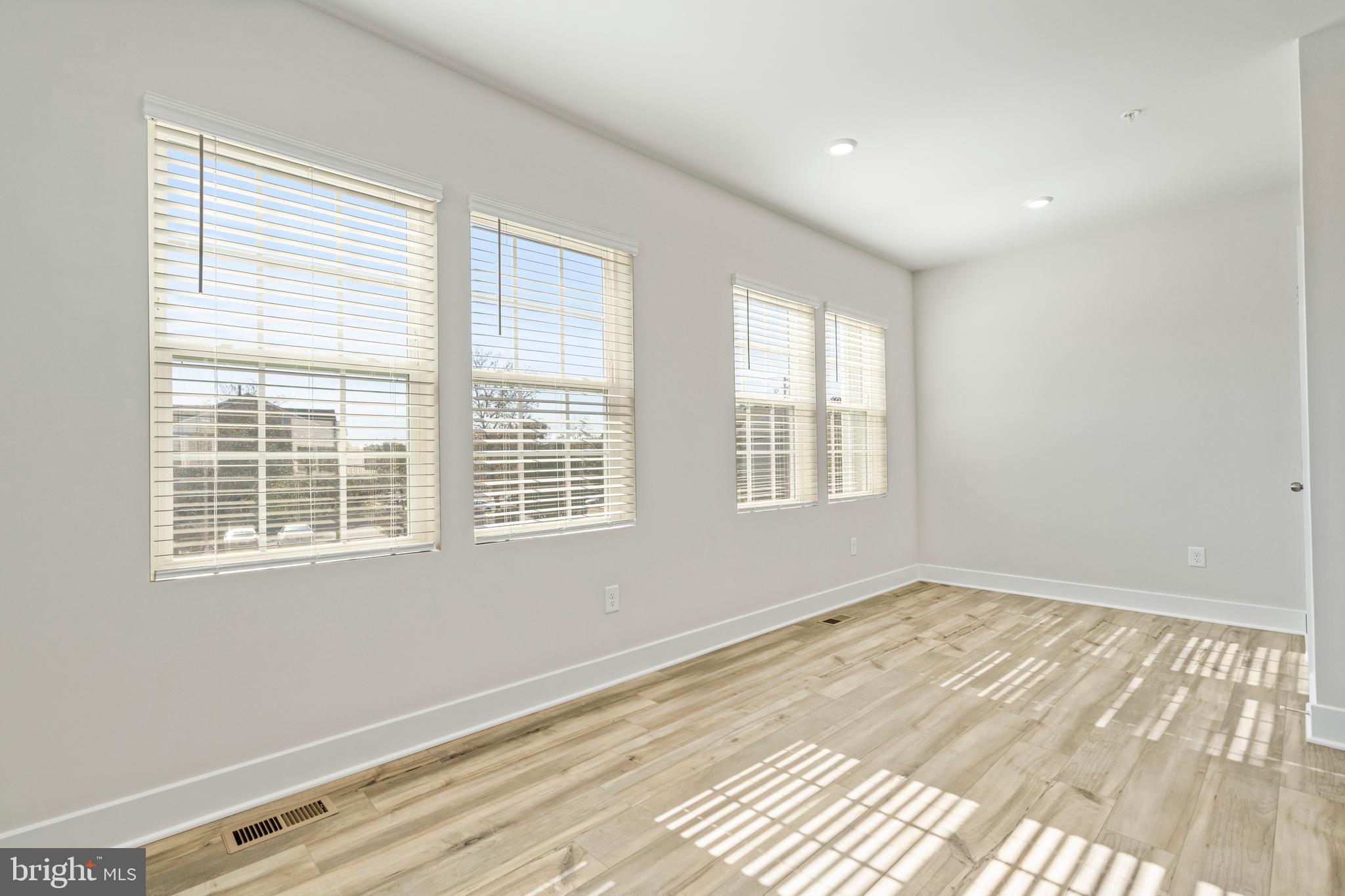 PATAPSCO GLEN - Residential Lease