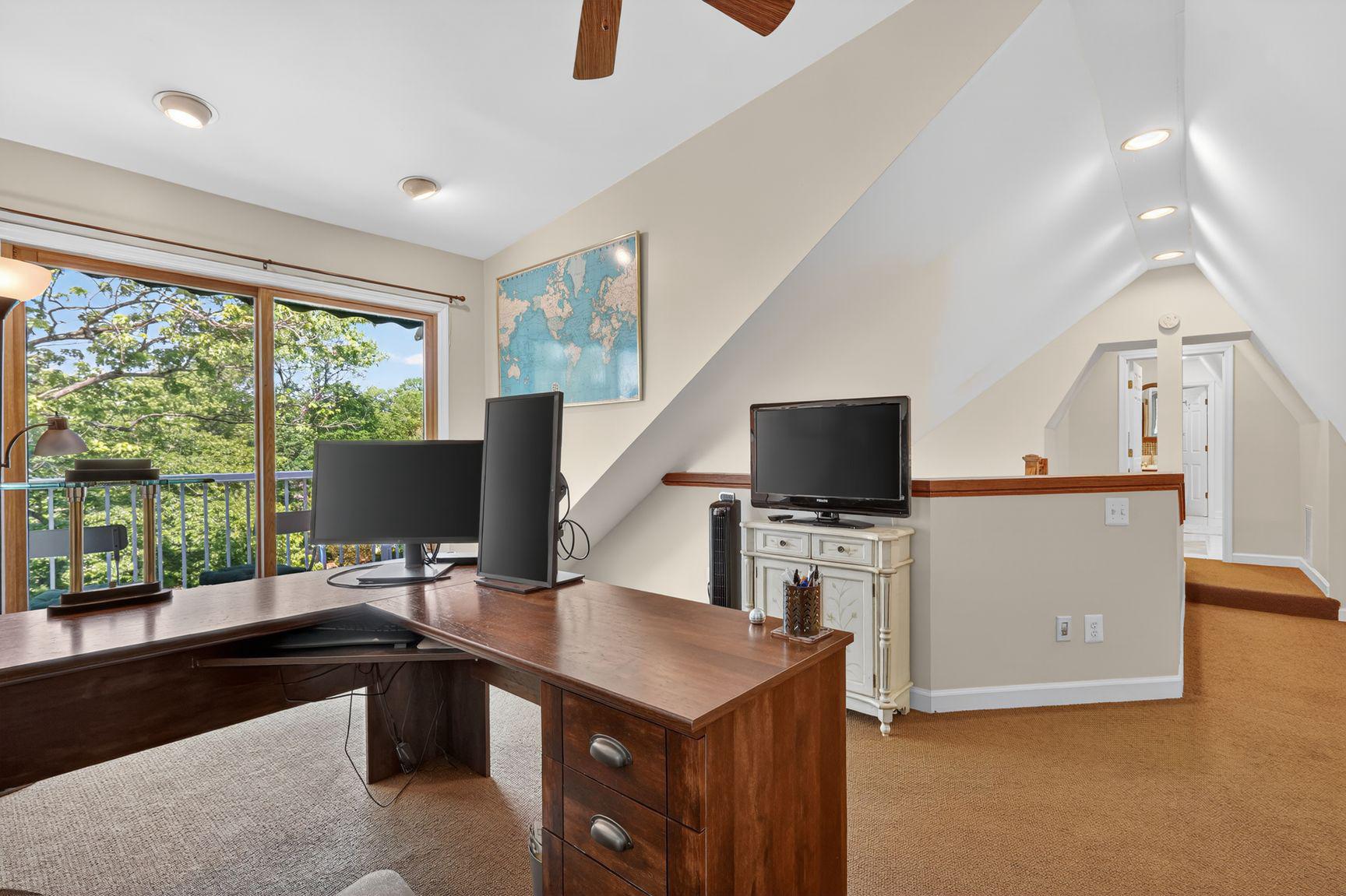 PINECREST - Residential