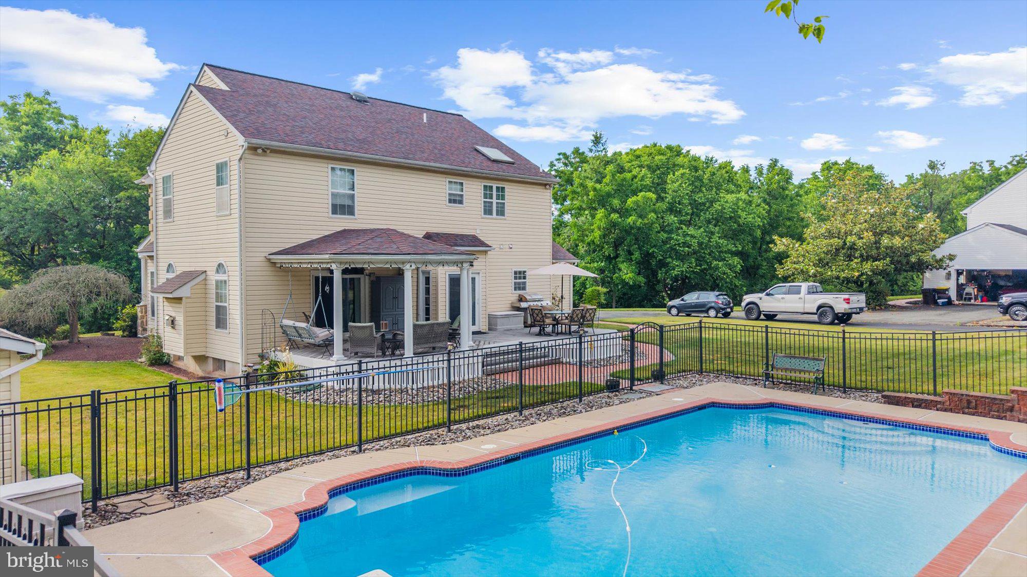 WILLOW GATE FARM - Residential