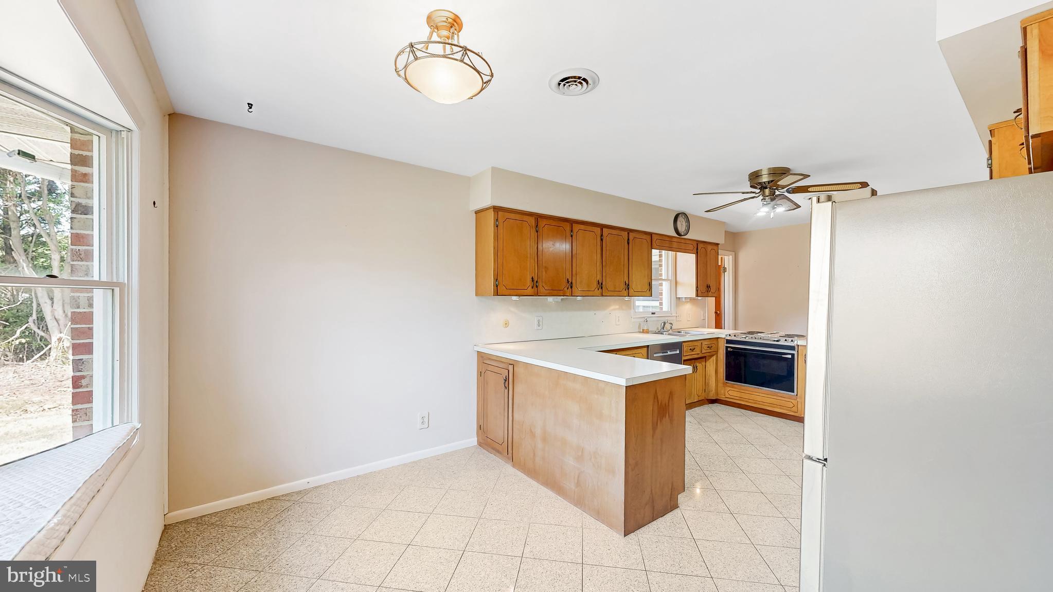 WINDING CREEK VILLAGE - Residential