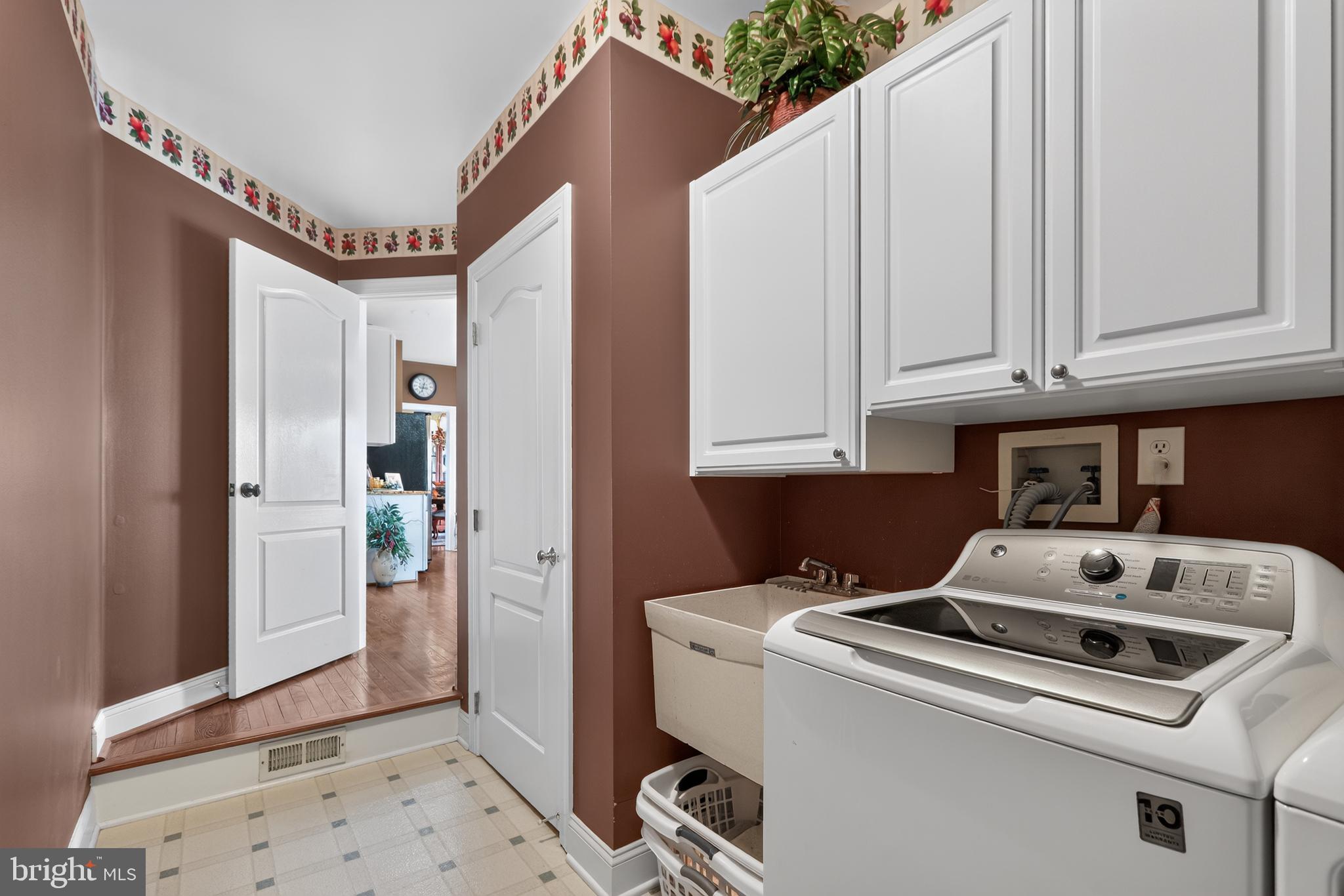 YARDLEY ESTS - Residential