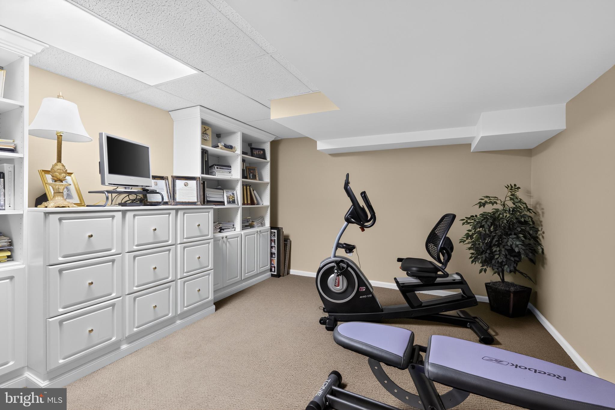 YARDLEY ESTS - Residential