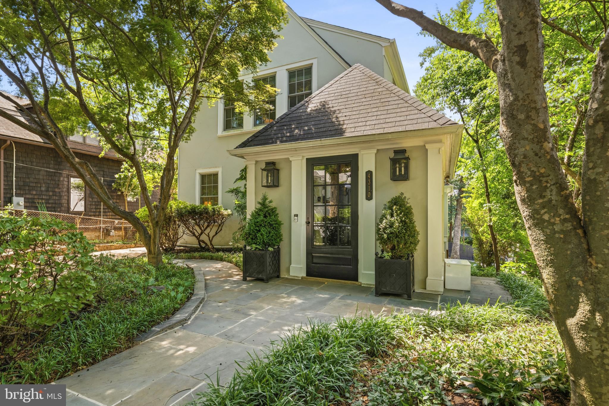 WESLEY HEIGHTS - Residential