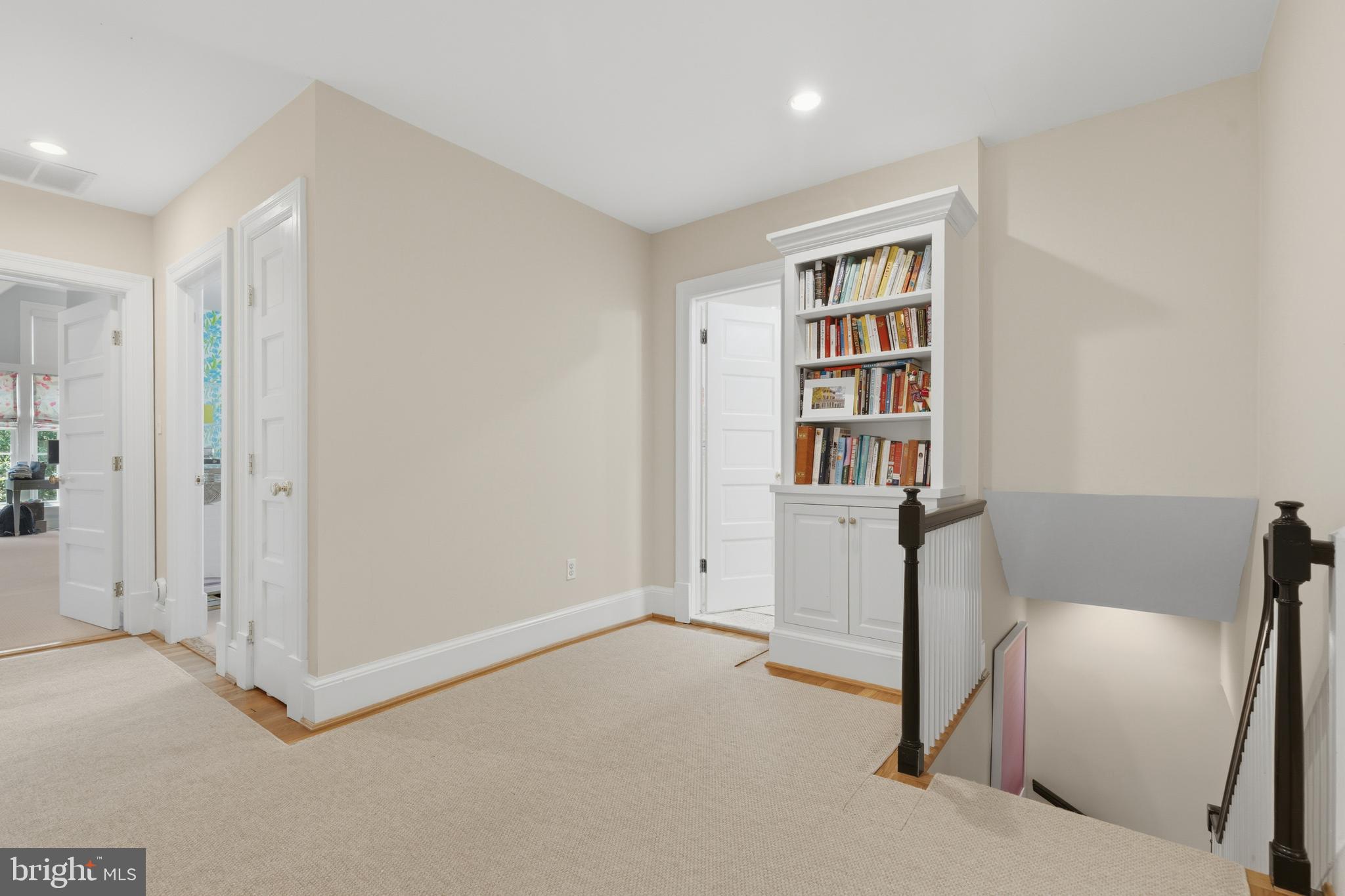 WESLEY HEIGHTS - Residential