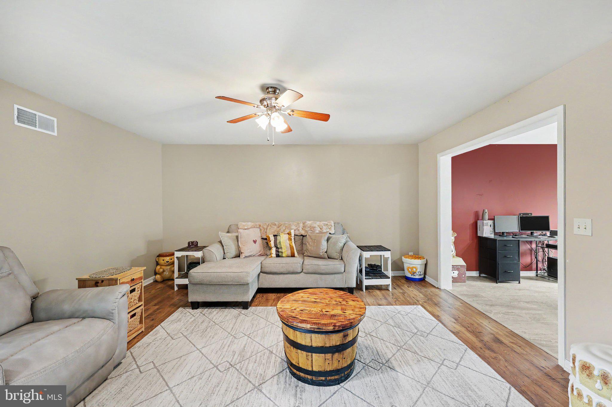 LOCUST RIDGE - Residential