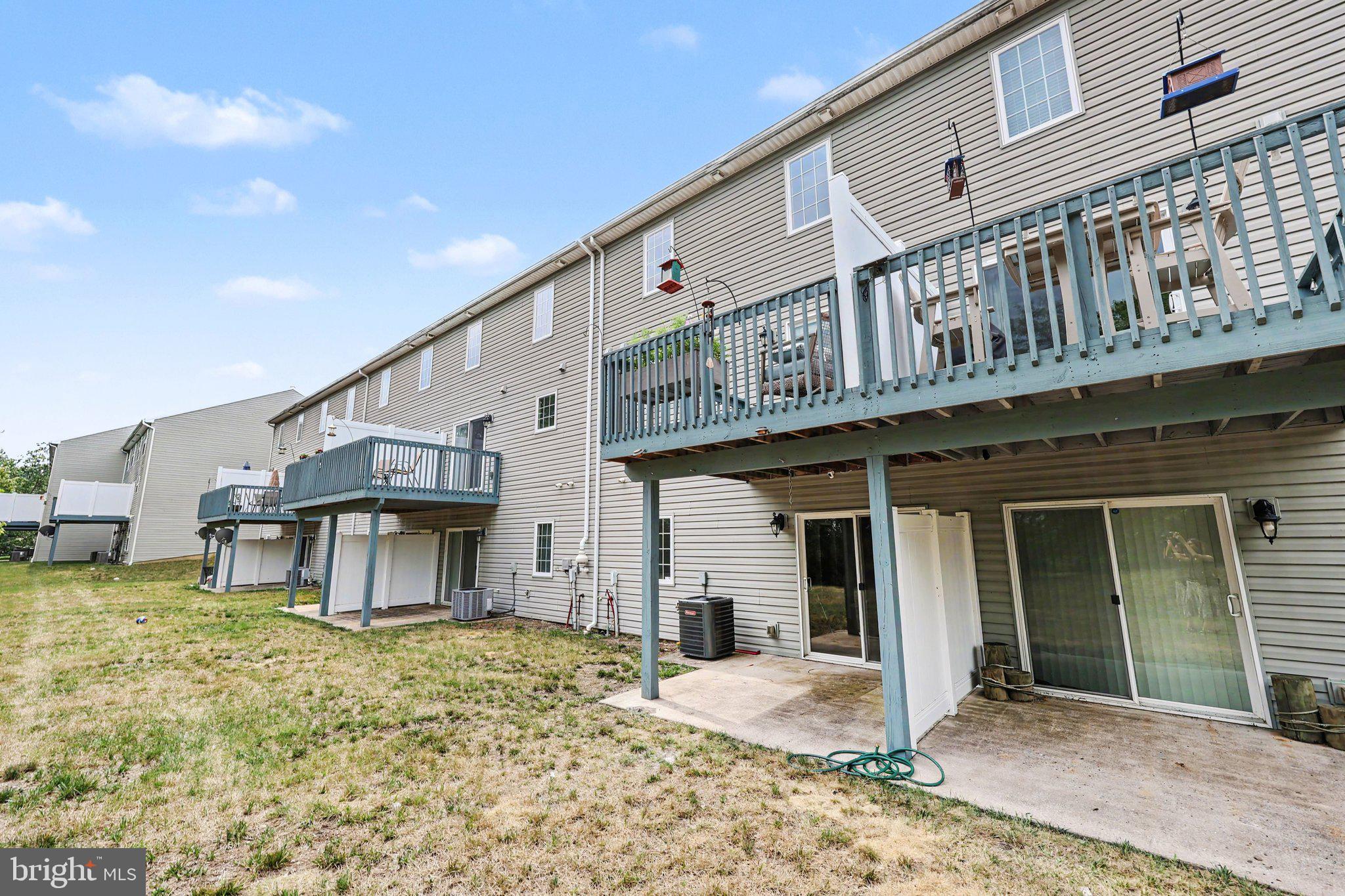 LOCUST RIDGE - Residential