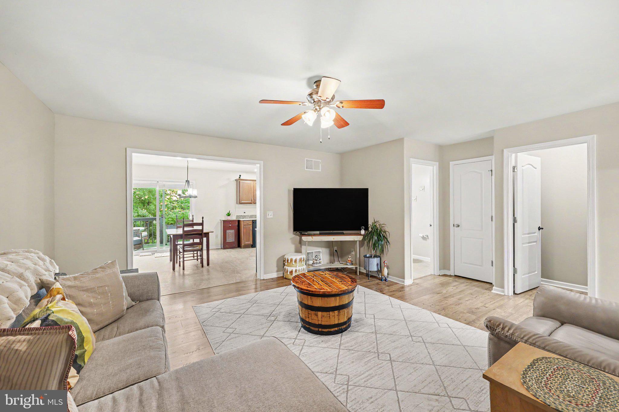 LOCUST RIDGE - Residential