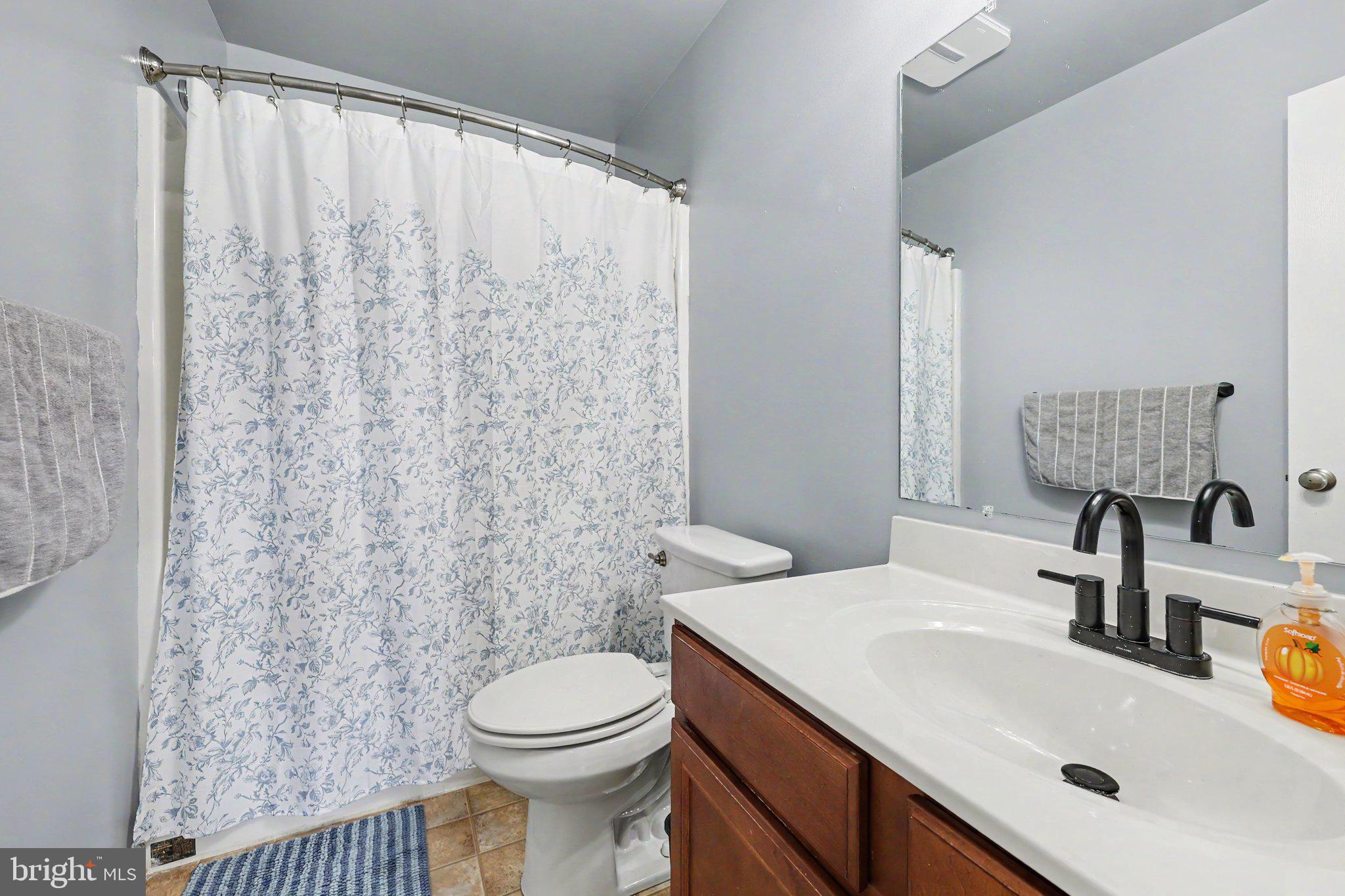LOCUST RIDGE - Residential
