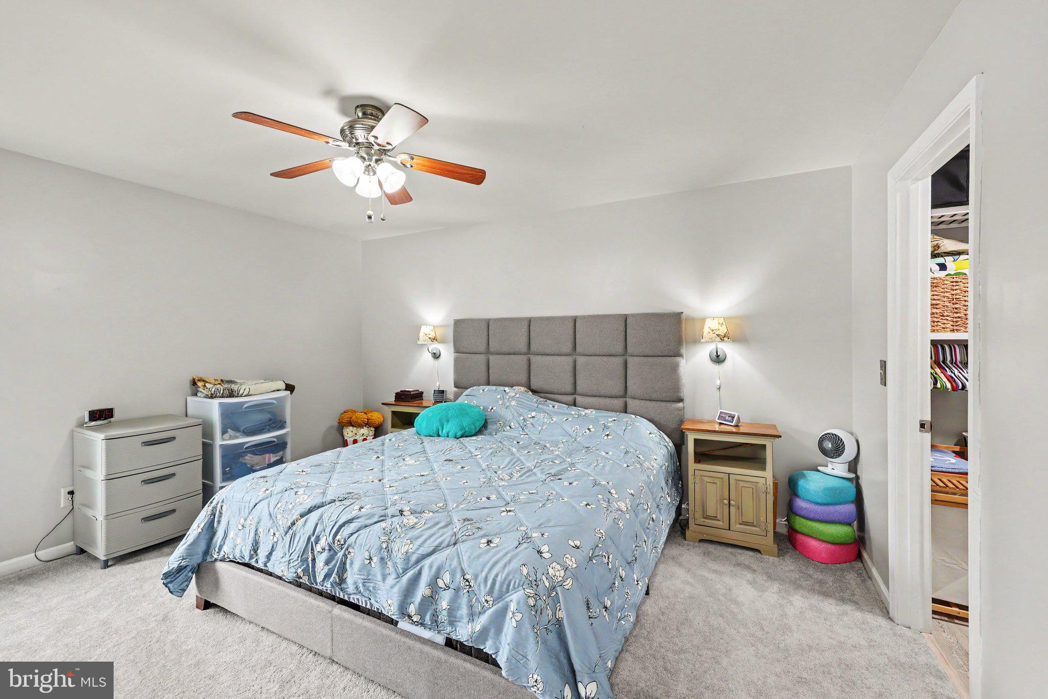 LOCUST RIDGE - Residential
