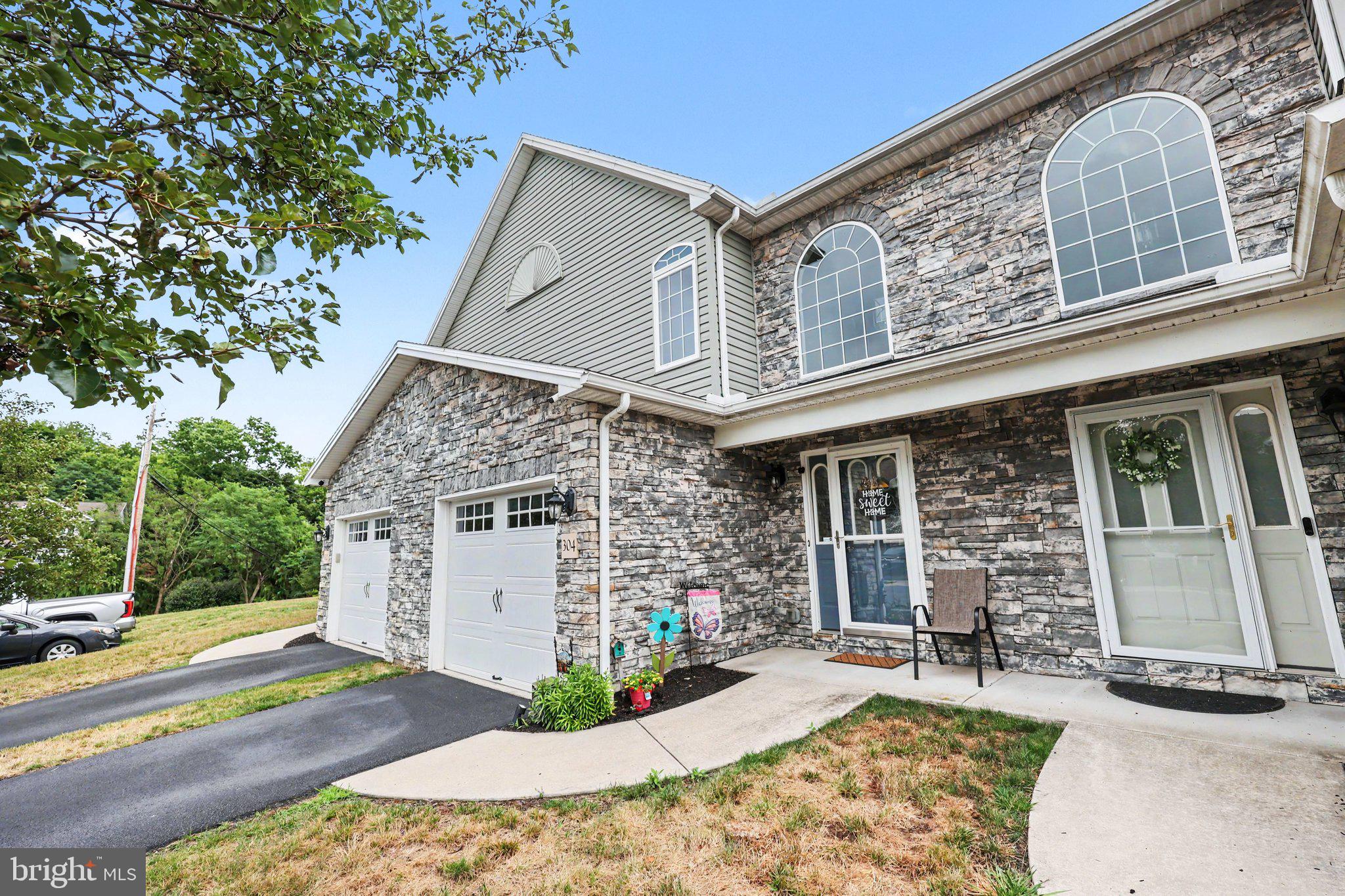 LOCUST RIDGE - Residential