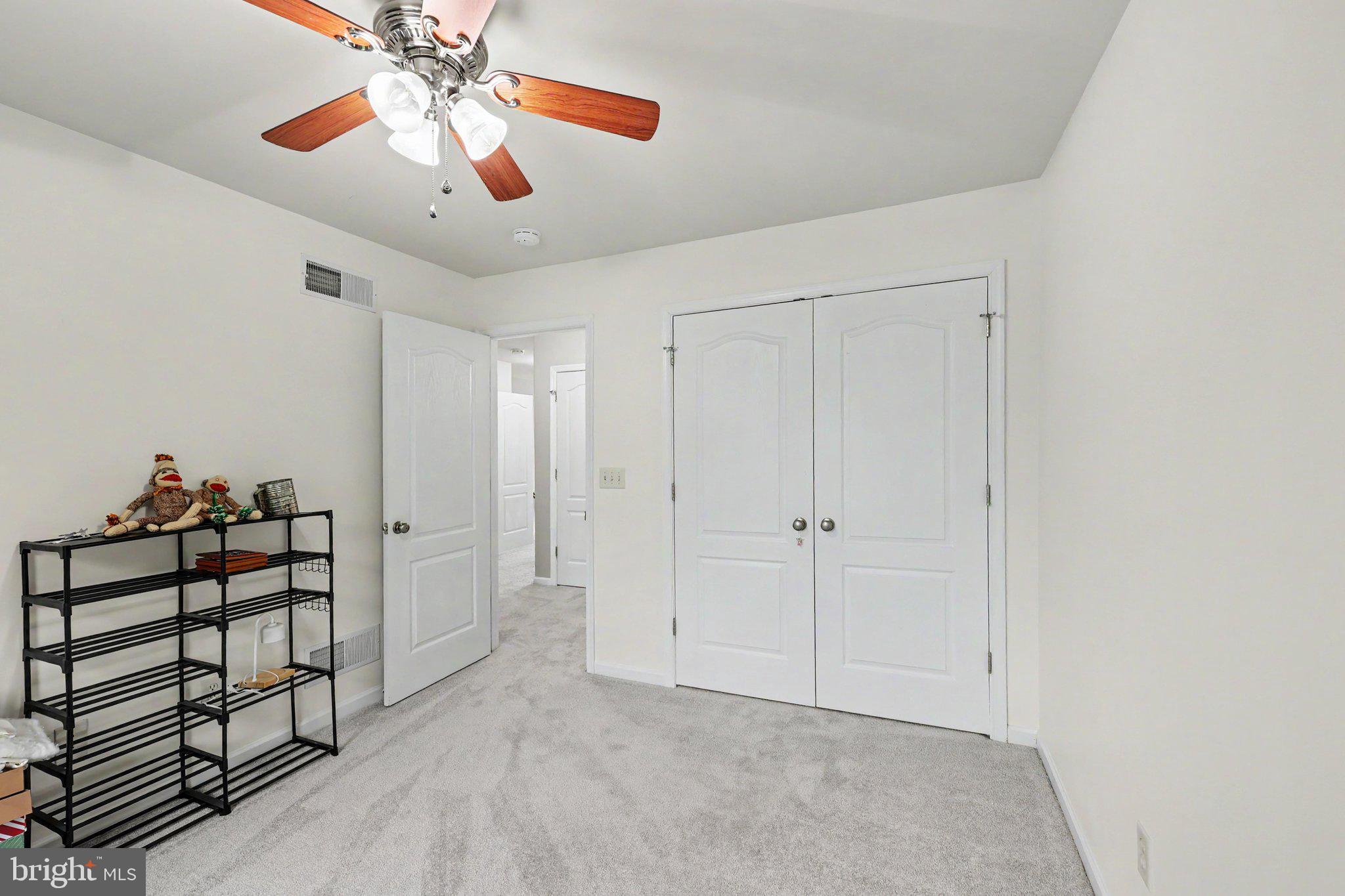 LOCUST RIDGE - Residential