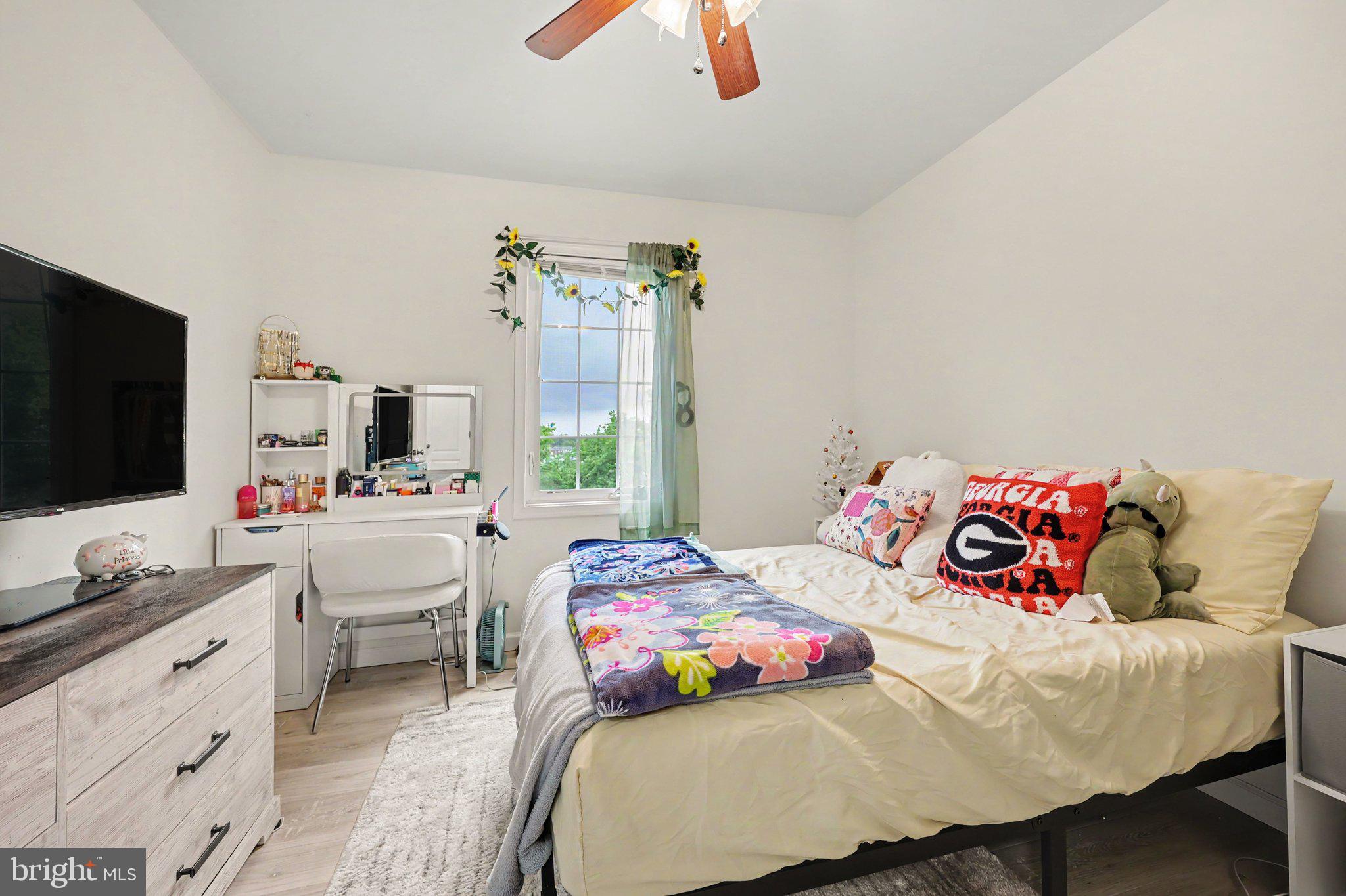 LOCUST RIDGE - Residential