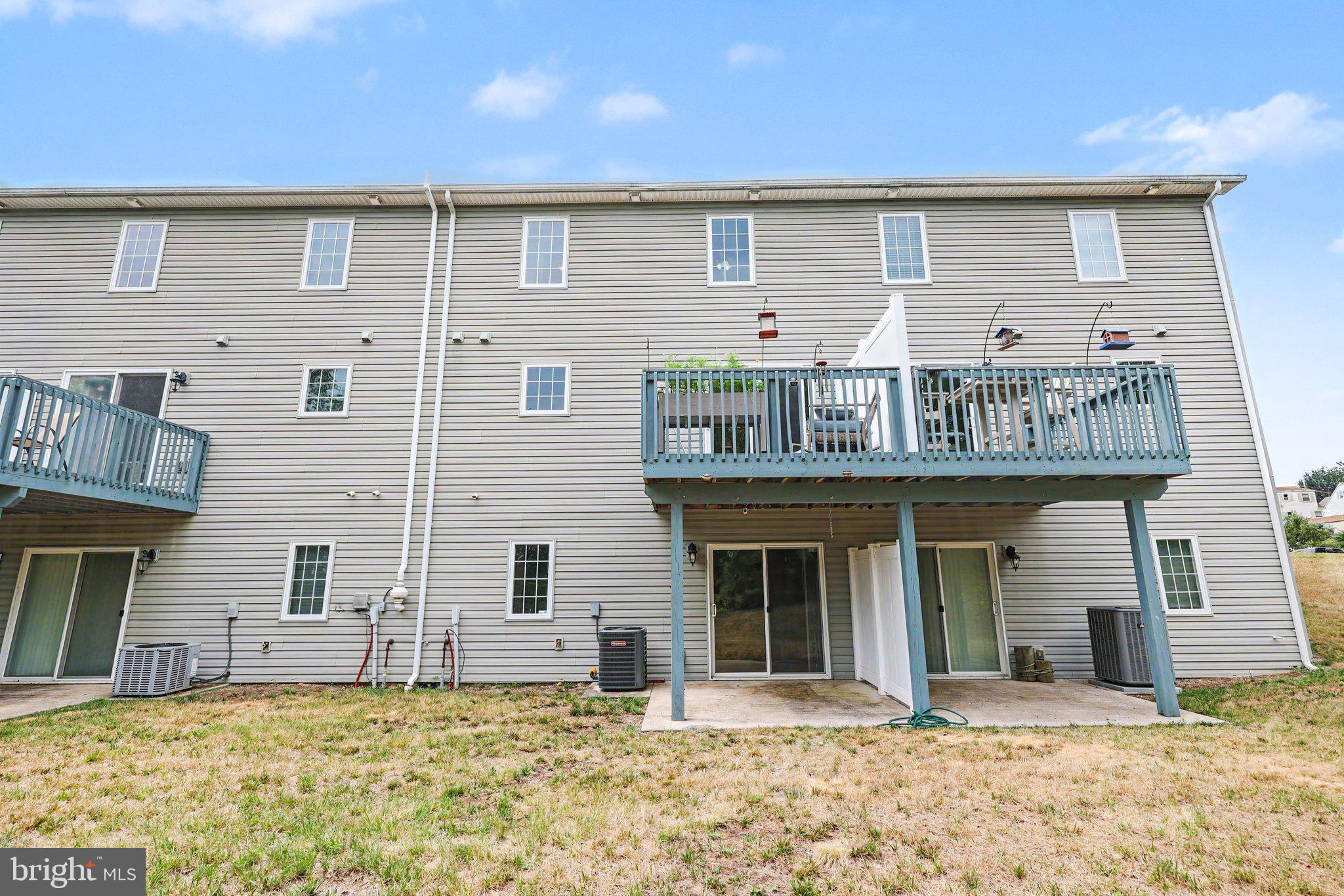 LOCUST RIDGE - Residential