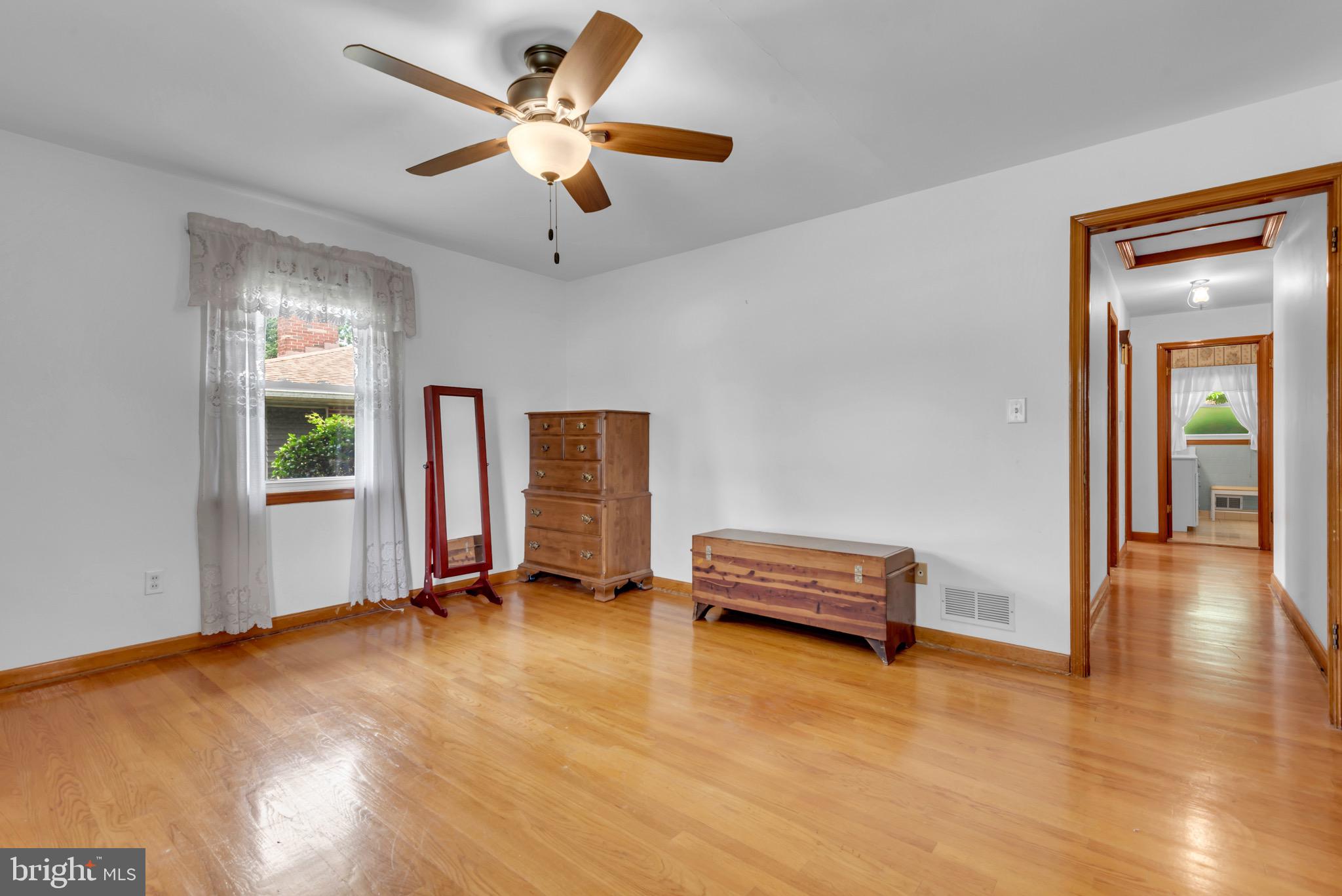 LINTHICUM HEIGHTS - Residential