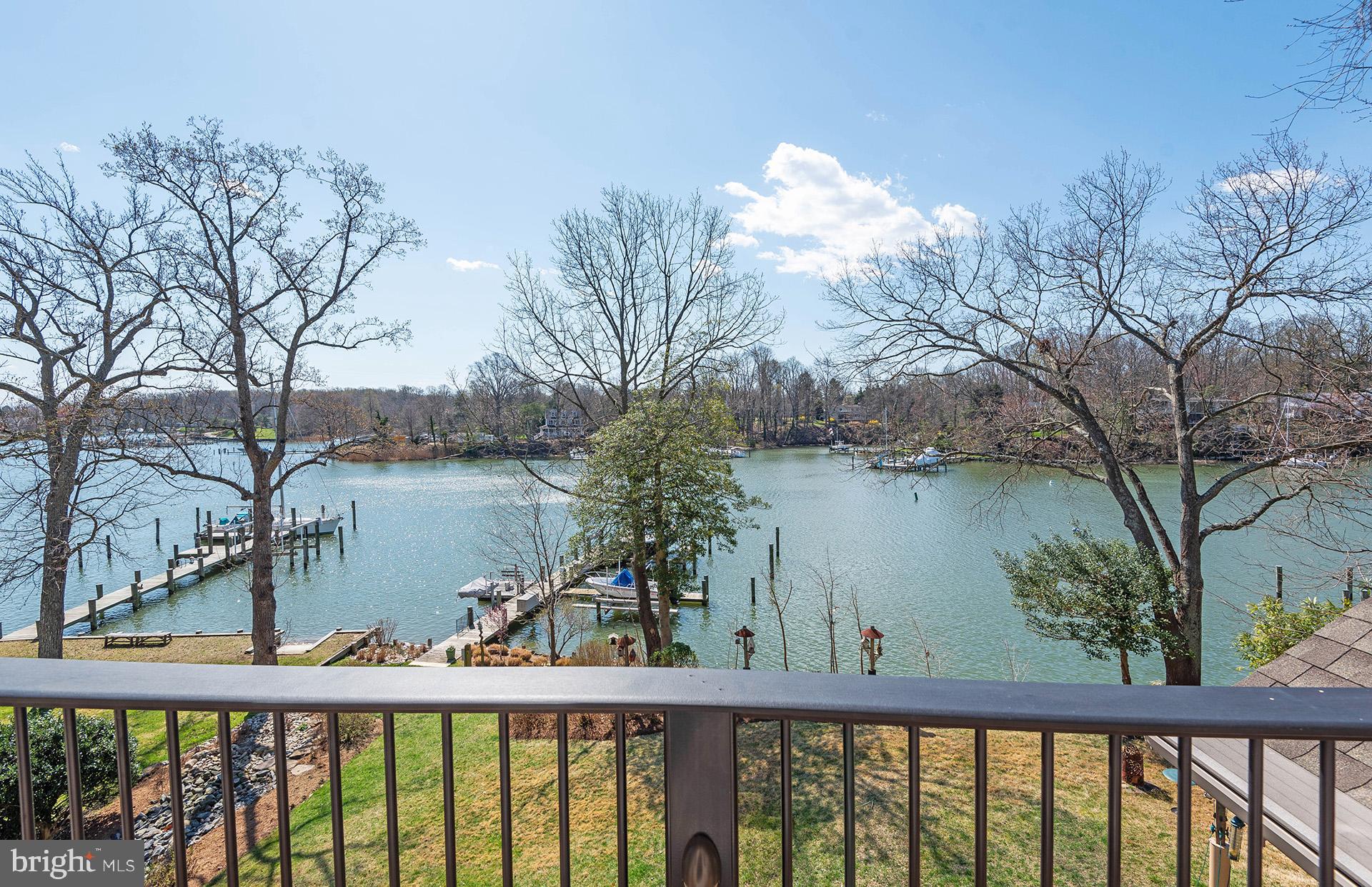 ANNAPOLIS ROADS - Residential