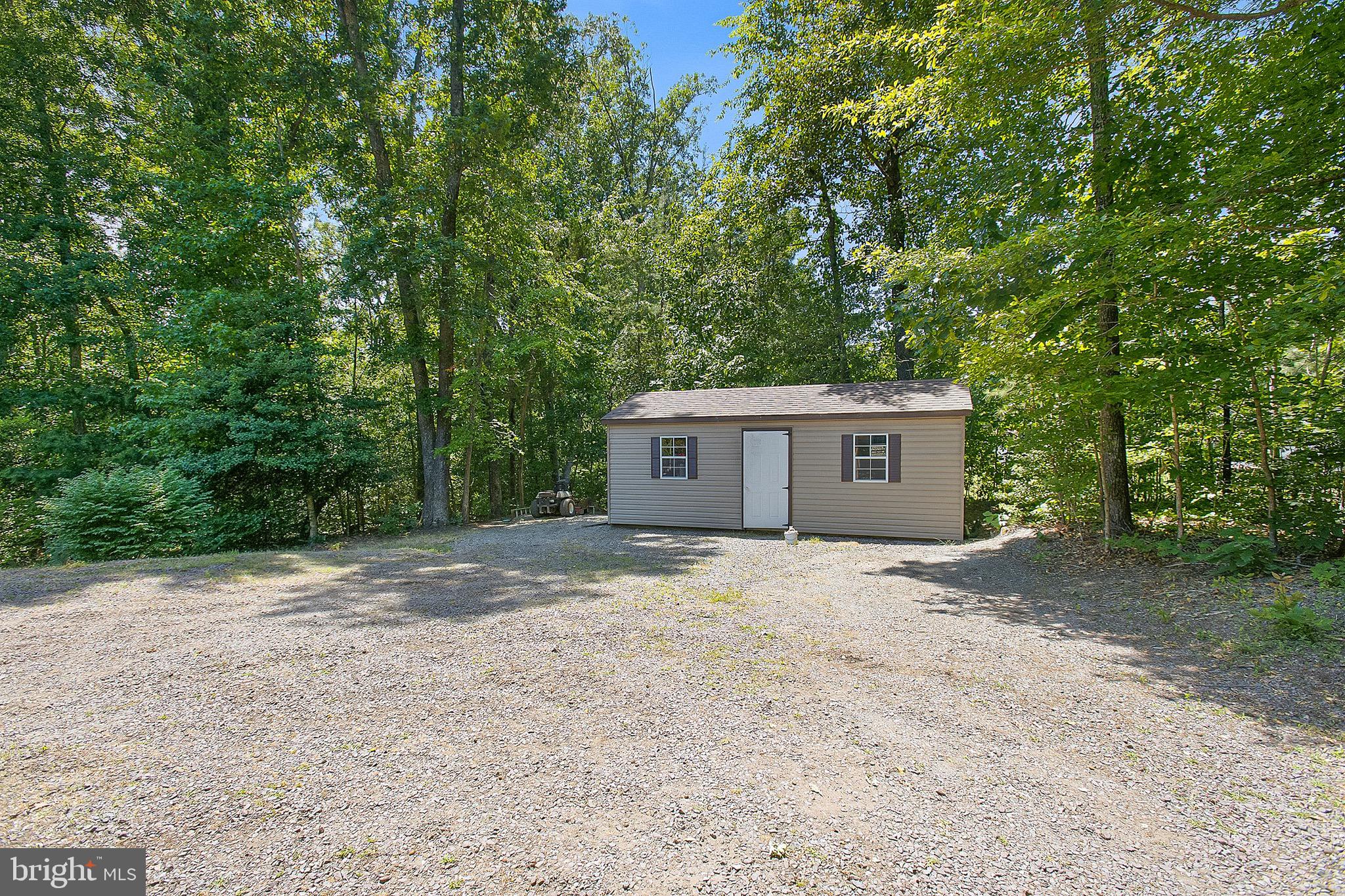 SETTLERS RETREAT - Residential
