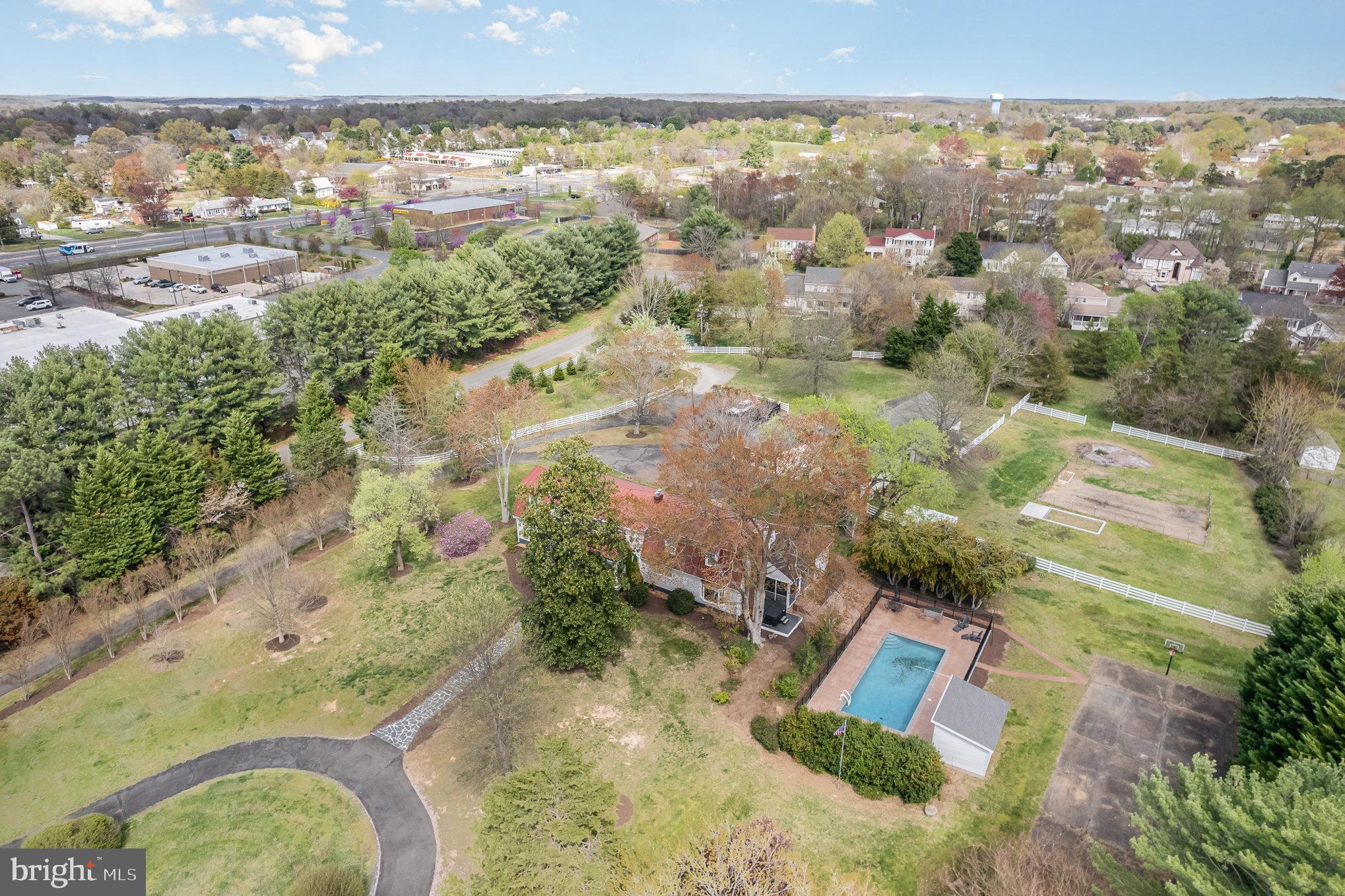 WOODLAWN - Residential