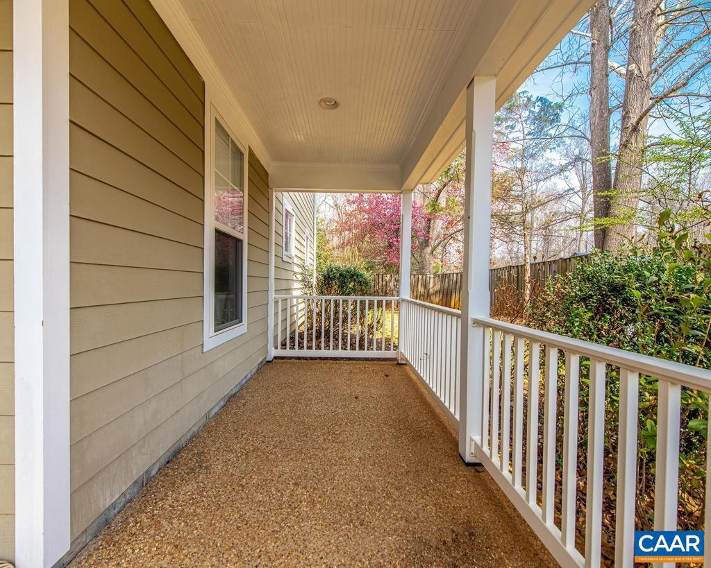 CLOVER LAWN VILLAGE - Residential